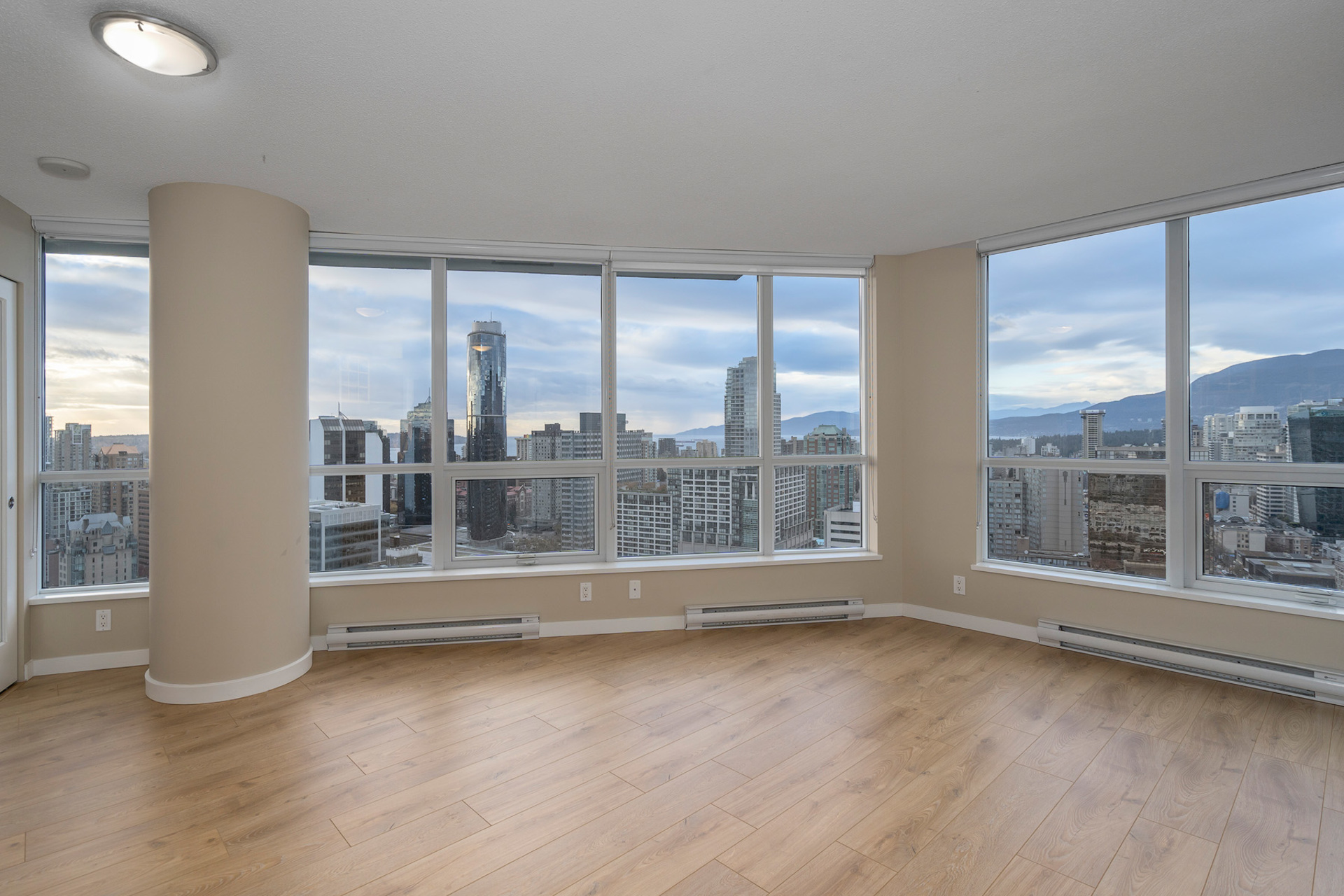 3009 - 833 Seymour, Downtown VW, Vancouver West 2 by Ali Mahmoudi Real Estate 3009 - 833 Seymour, Downtown VW, Vancouver West 2