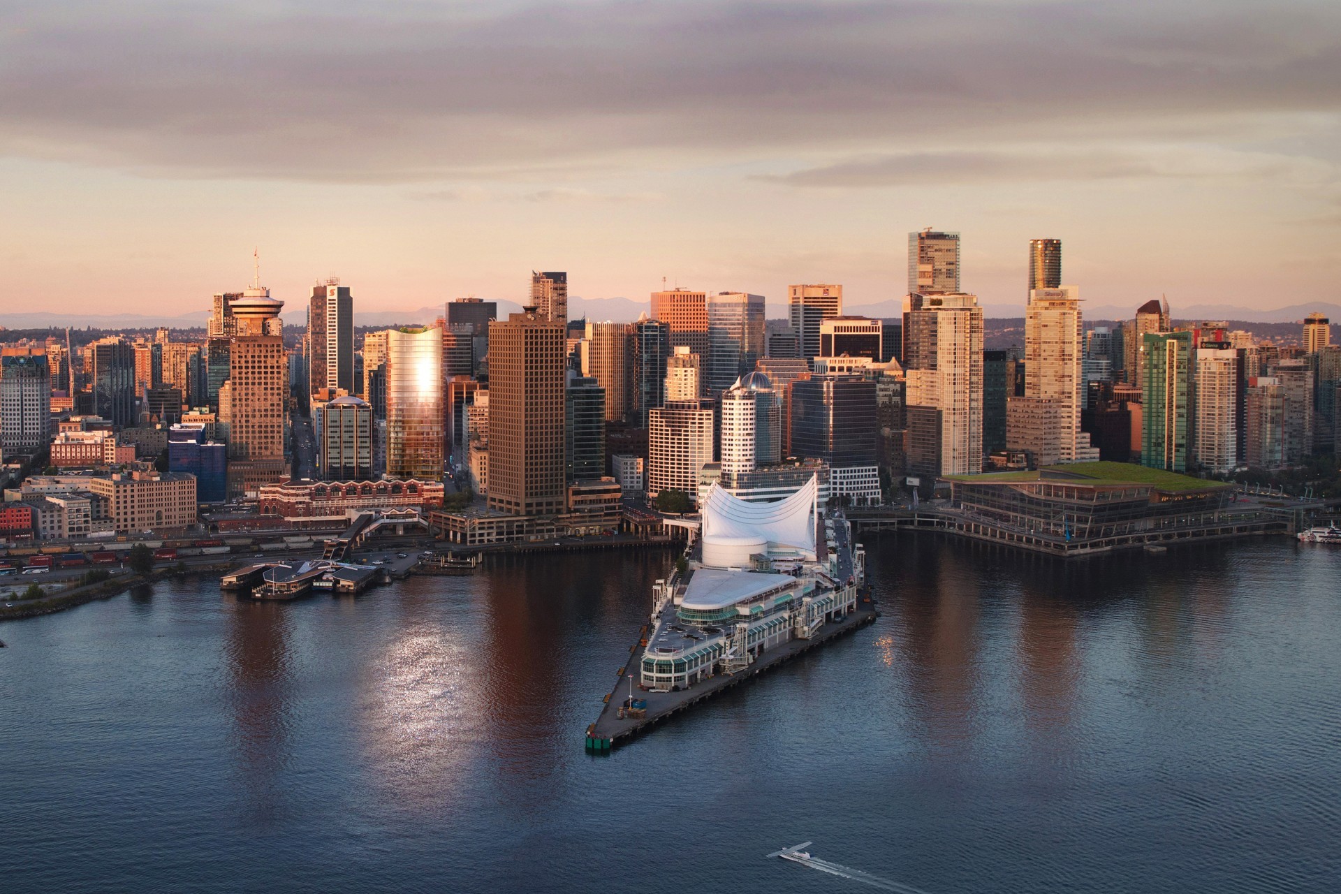 320 Granville, Coal Harbour, Vancouver West 2 by Ali Mahmoudi Real Estate 320 Granville, Coal Harbour, Vancouver West 2