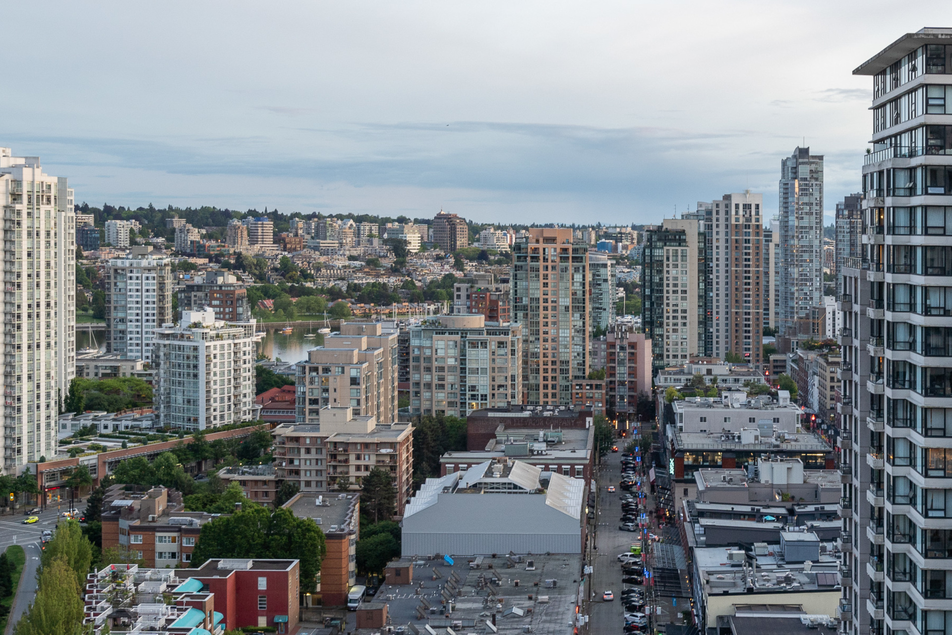 10 at 2203 - 888 Hamilton, Downtown VW, Vancouver West
