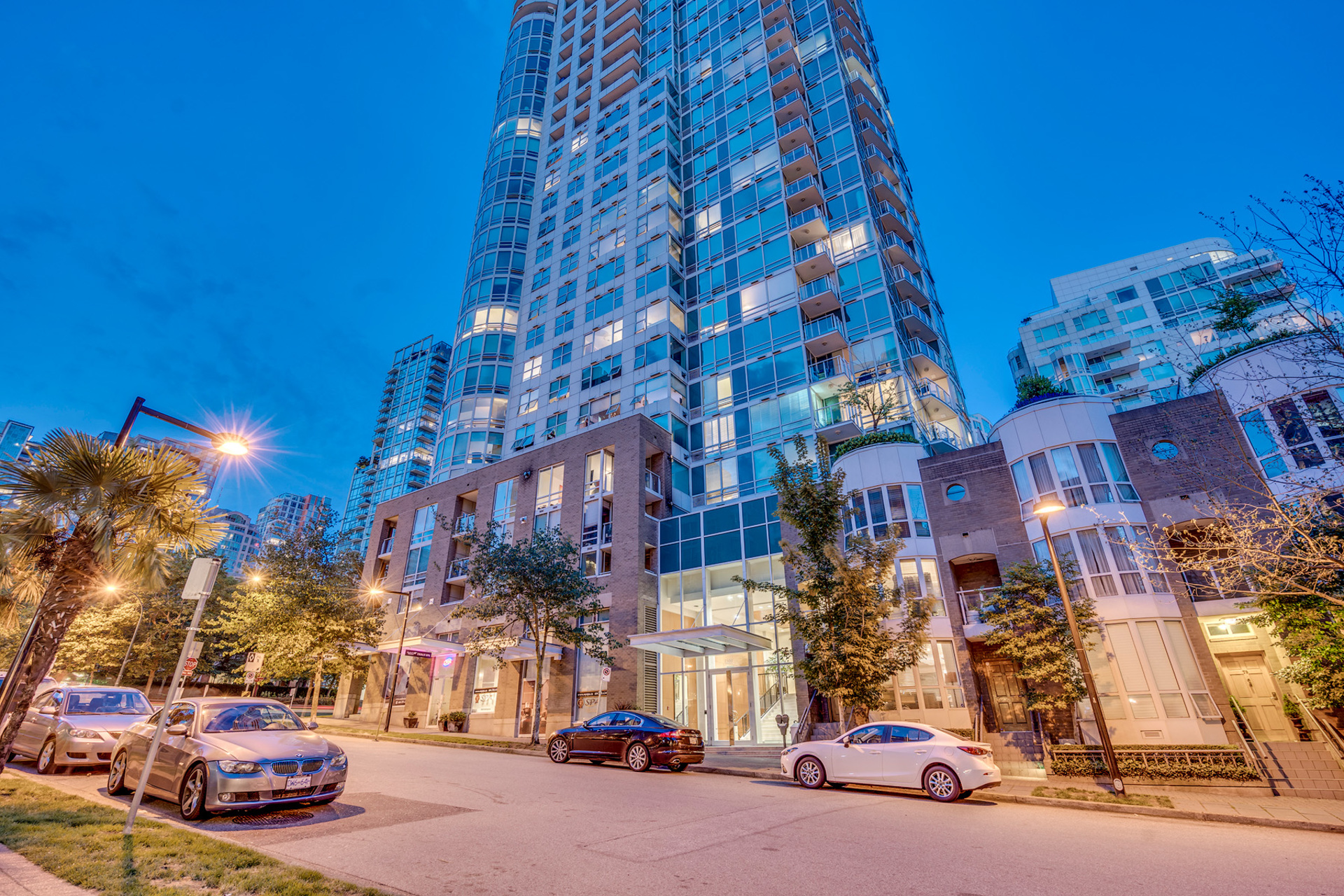 2002 - 1500 Hornby, Yaletown, Vancouver West 2 by Ali Mahmoudi Real Estate 2002 - 1500 Hornby, Yaletown, Vancouver West 2