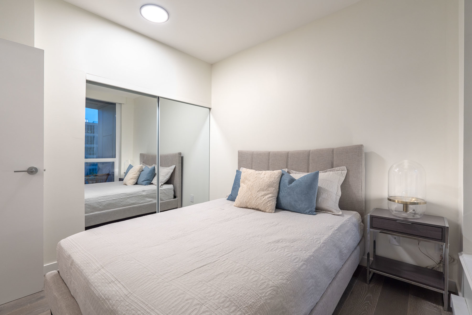 13 at 1901 - 1239 W Georgia, Coal Harbour, Vancouver West