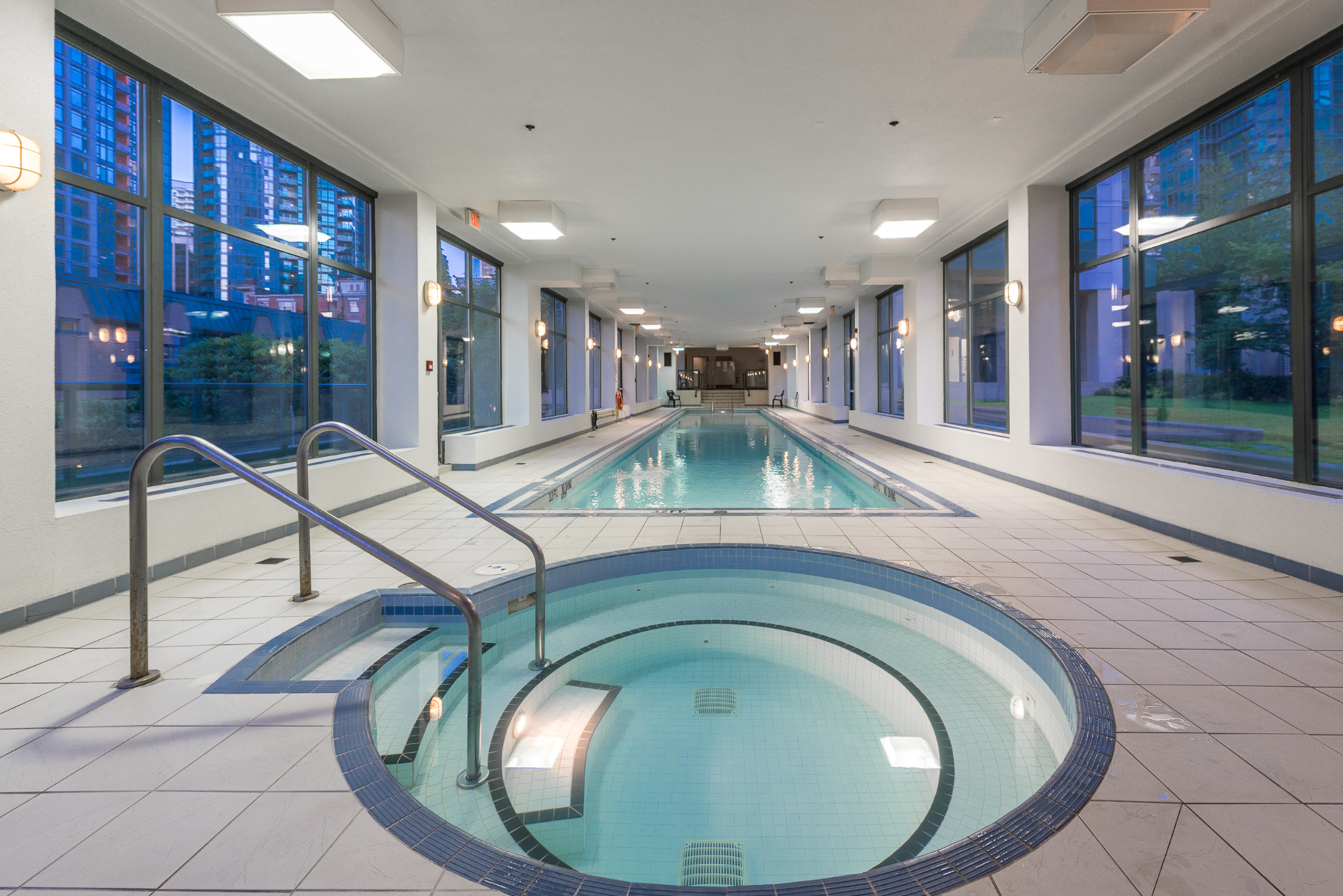 jacuzzi at 1901 - 1239 W Georgia, Coal Harbour, Vancouver West