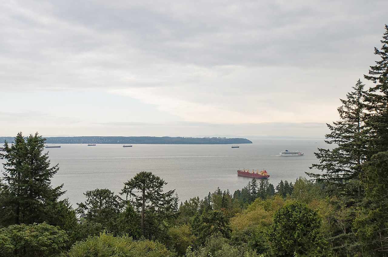 image-262121663-15.jpg at 501 - 3355  Place, Cypress Park Estates, West Vancouver