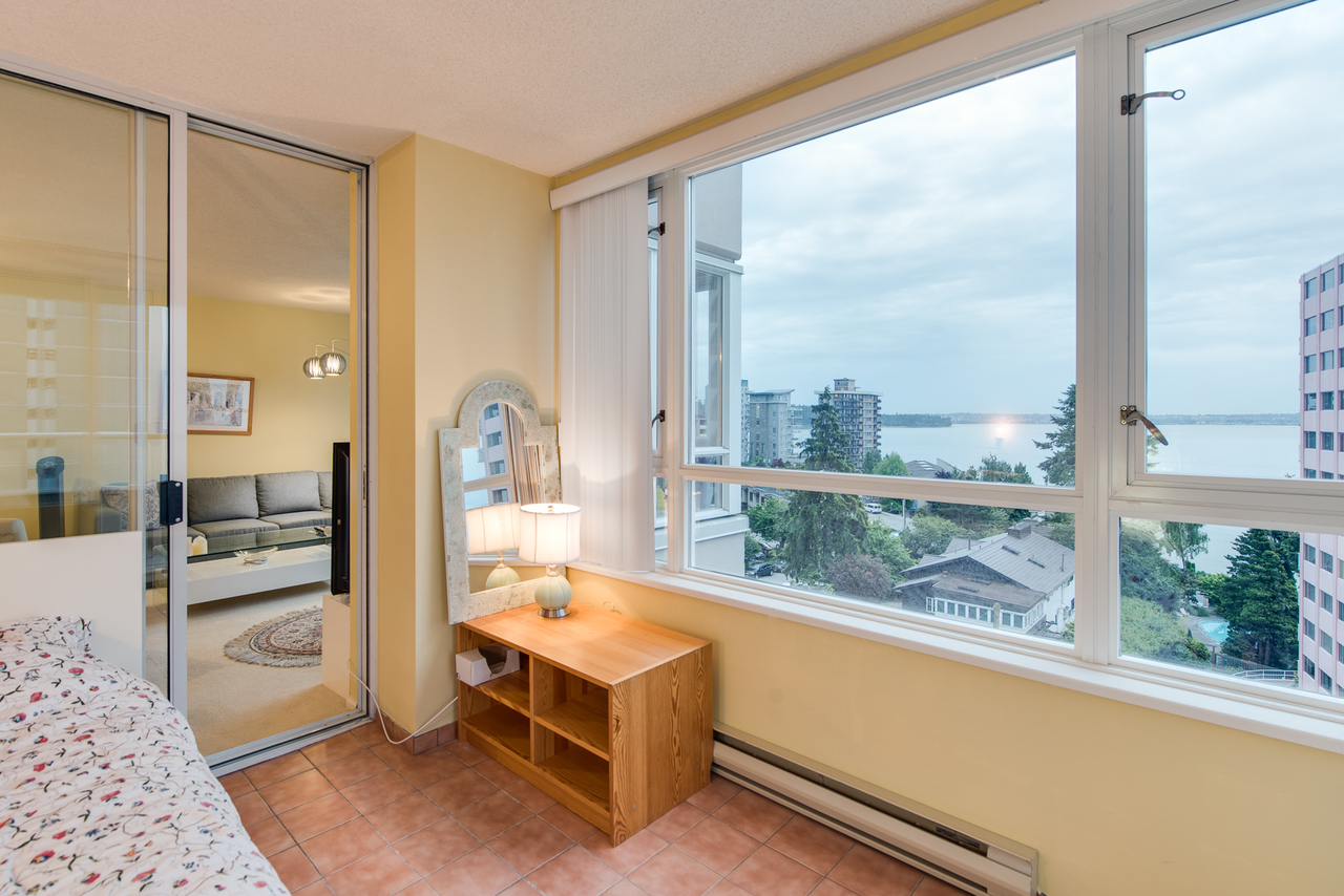 daytime-view-3 at 802 - 2203 Bellevue, Dundarave, West Vancouver