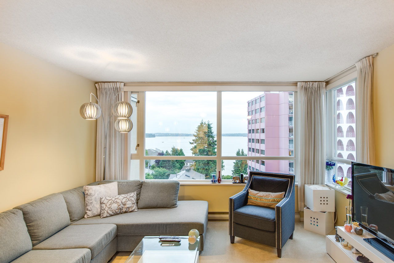 802 - 2203 Bellevue, Dundarave, West Vancouver 2