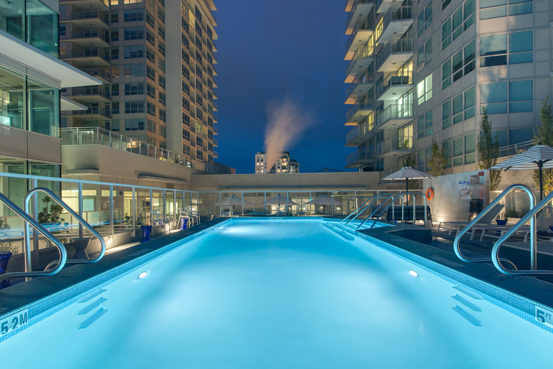 16 at 903 - 125 14th, Central Lonsdale, North Vancouver