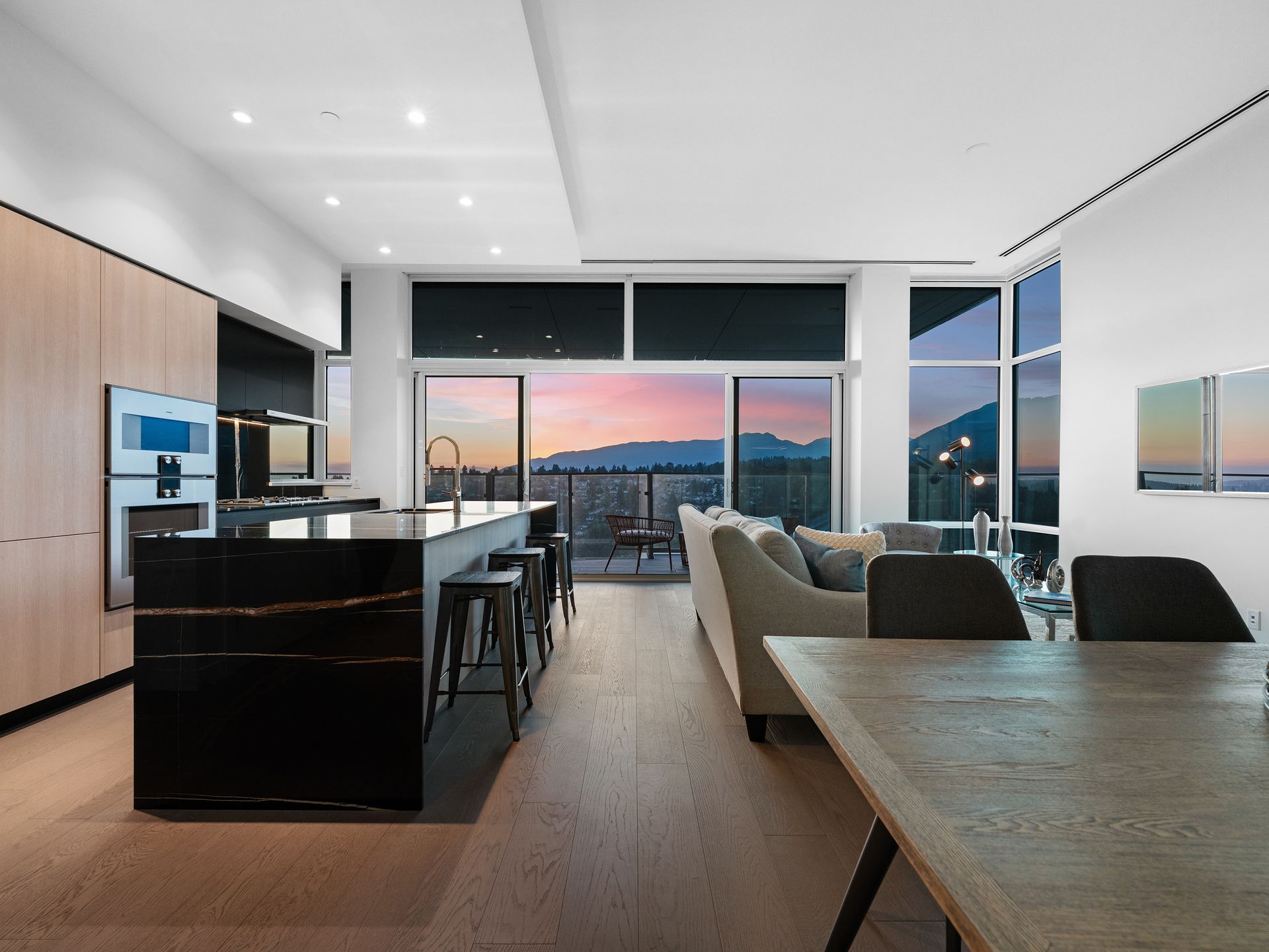 1500-fern-mls-16 at 3201 - 1500 Fern Street, Lynnmour, North Vancouver