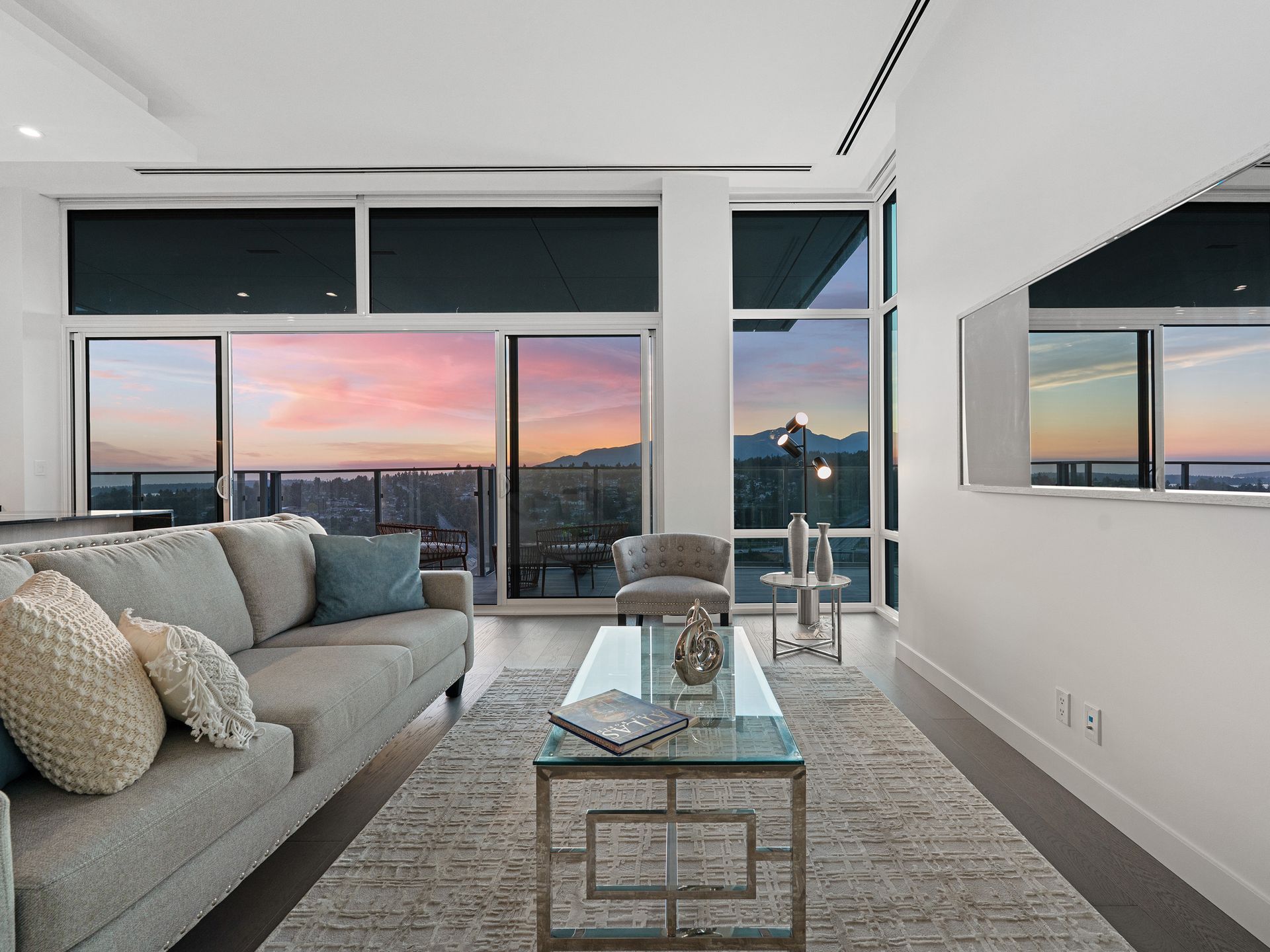 1500-fern-mls-20 at 3201 - 1500 Fern Street, Lynnmour, North Vancouver