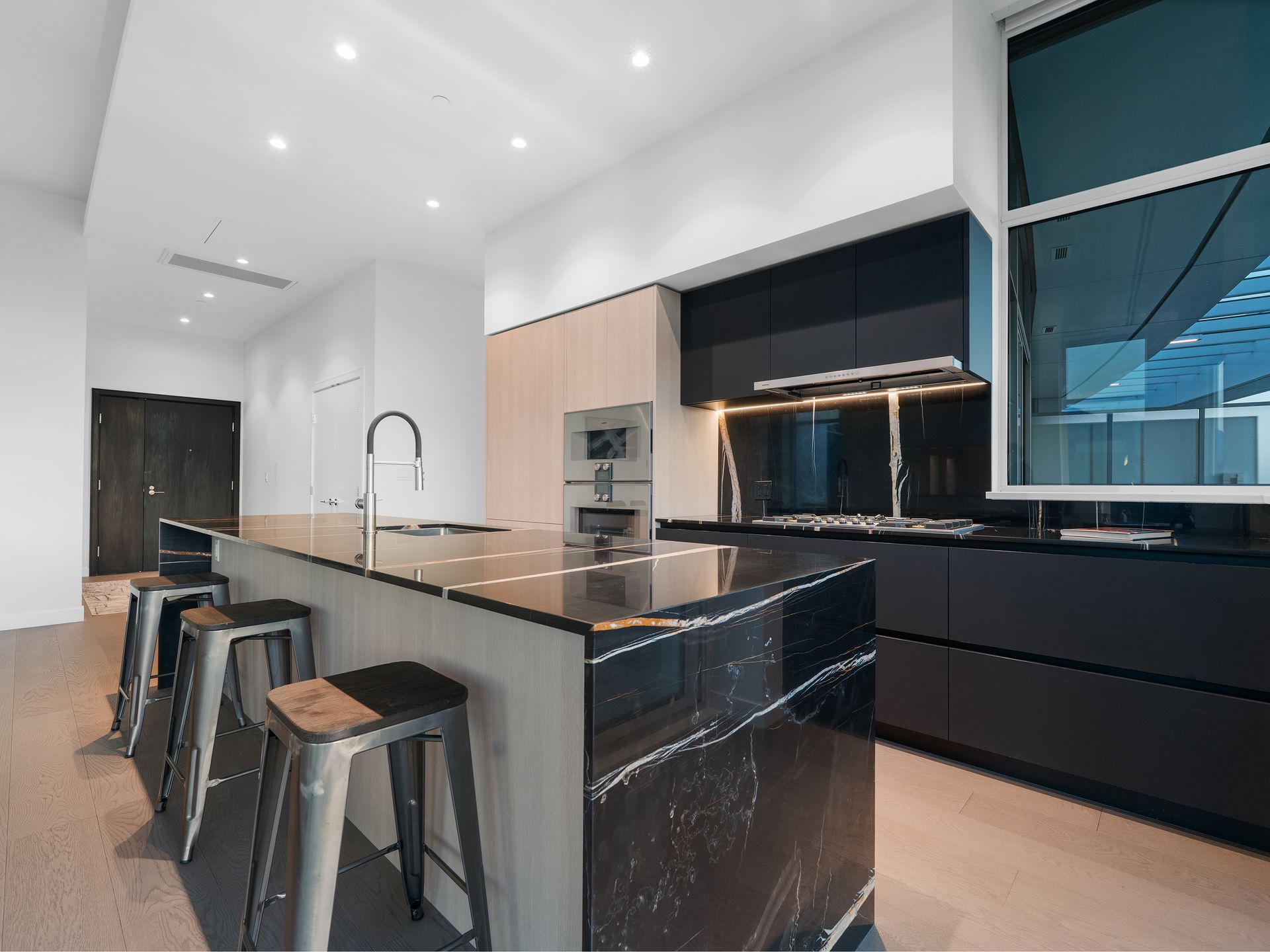 1500-fern-mls-25 at 3201 - 1500 Fern Street, Lynnmour, North Vancouver