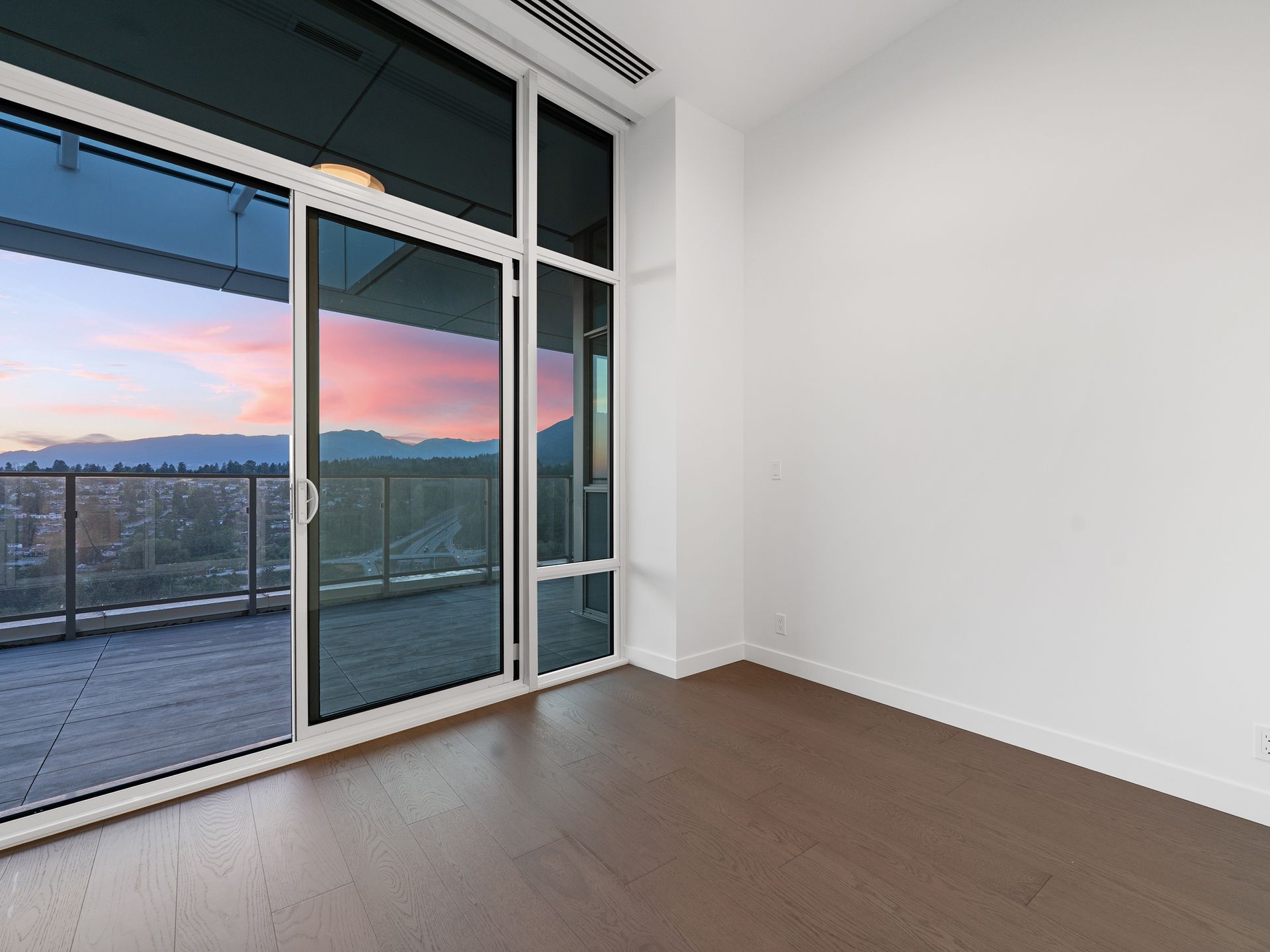 1500-fern-mls-28 at 3201 - 1500 Fern Street, Lynnmour, North Vancouver