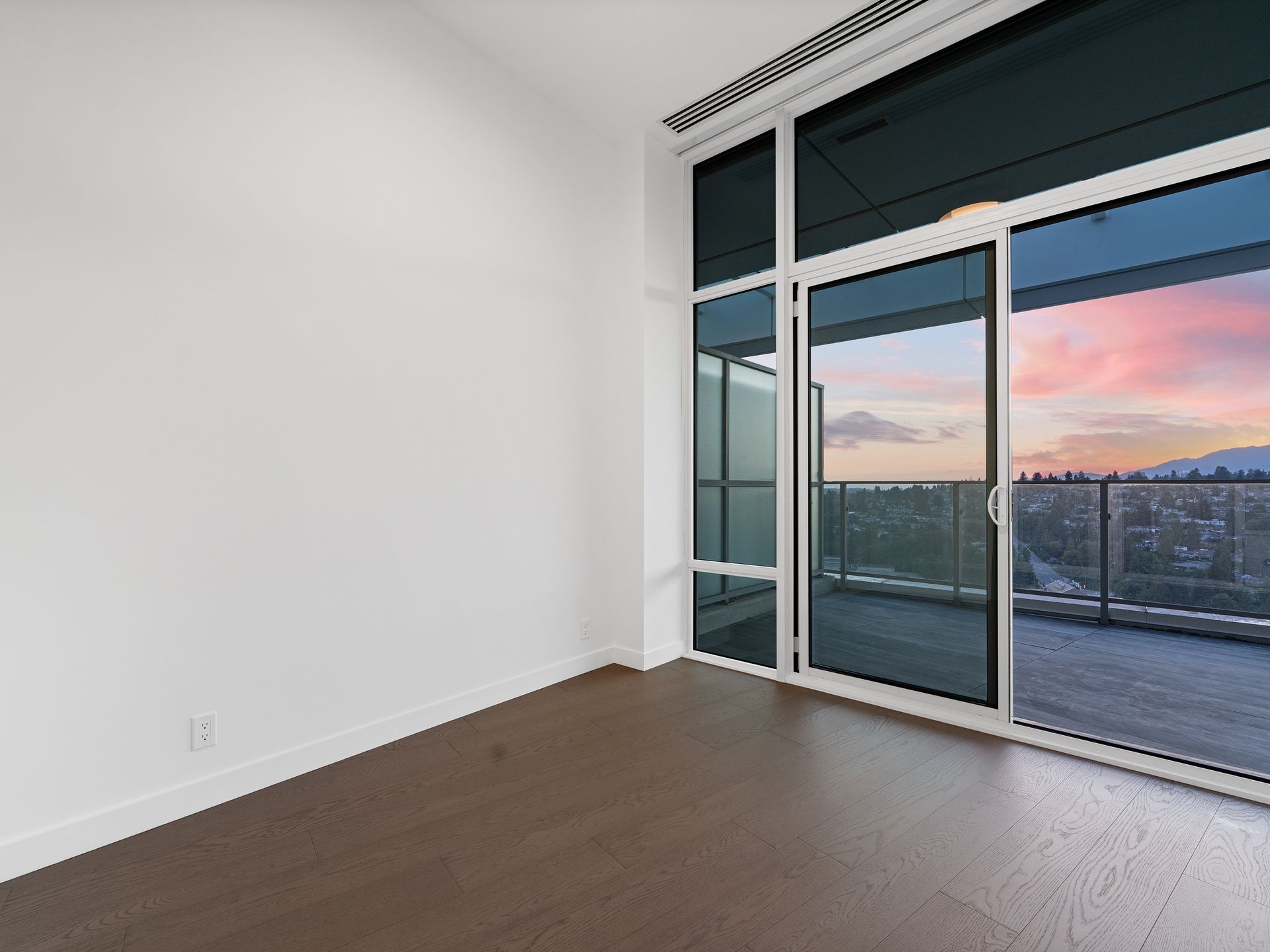 1500-fern-mls-30 at 3201 - 1500 Fern Street, Lynnmour, North Vancouver