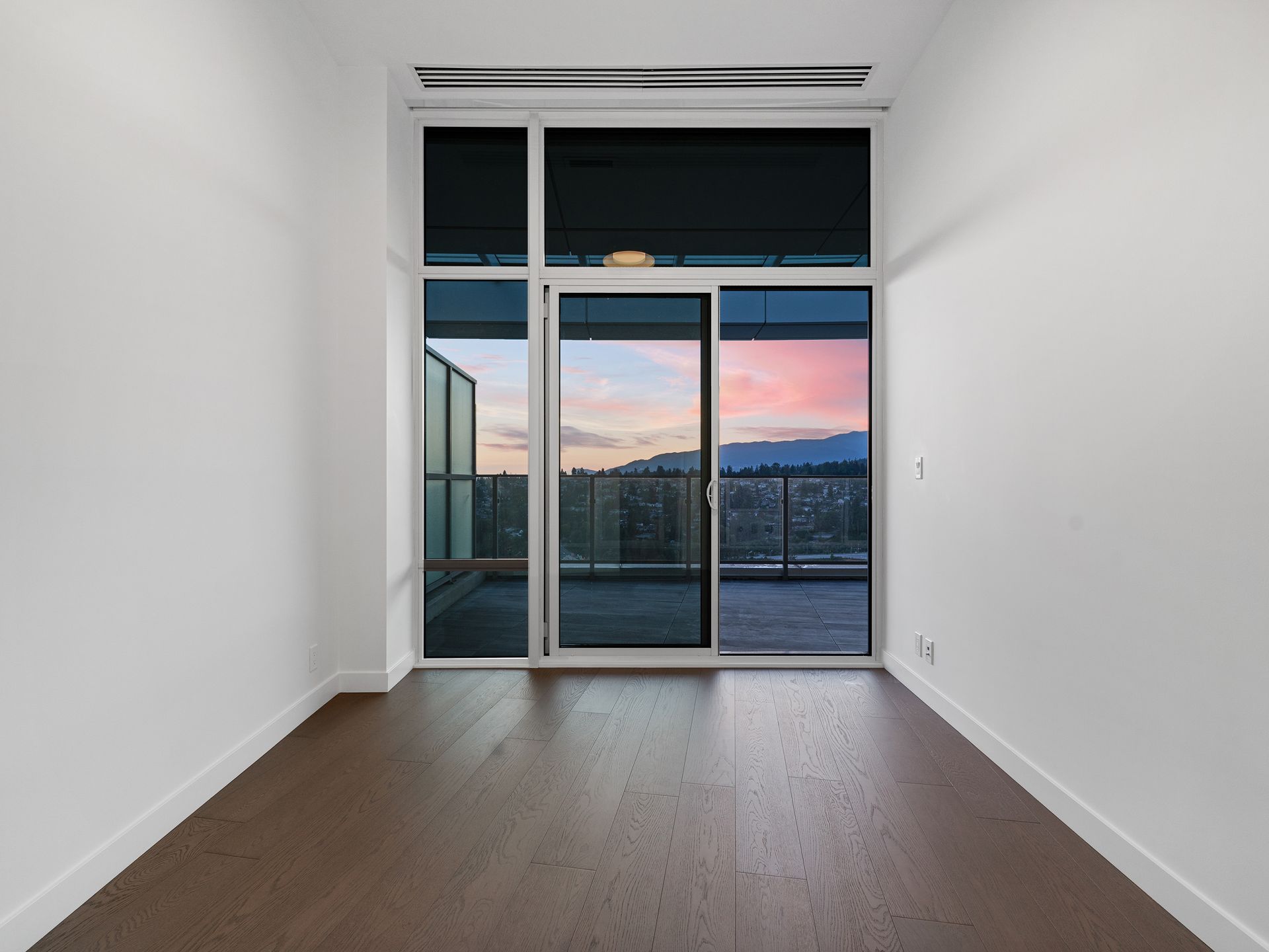 1500-fern-mls-31 at 3201 - 1500 Fern Street, Lynnmour, North Vancouver