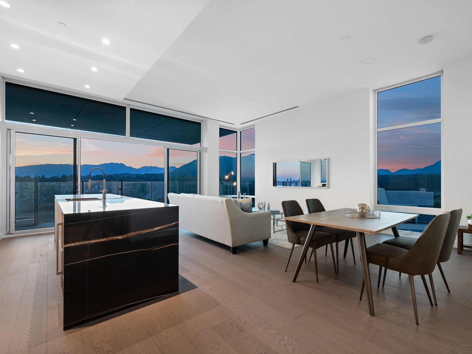 1500-fern-mls-42 at 3201 - 1500 Fern Street, Lynnmour, North Vancouver