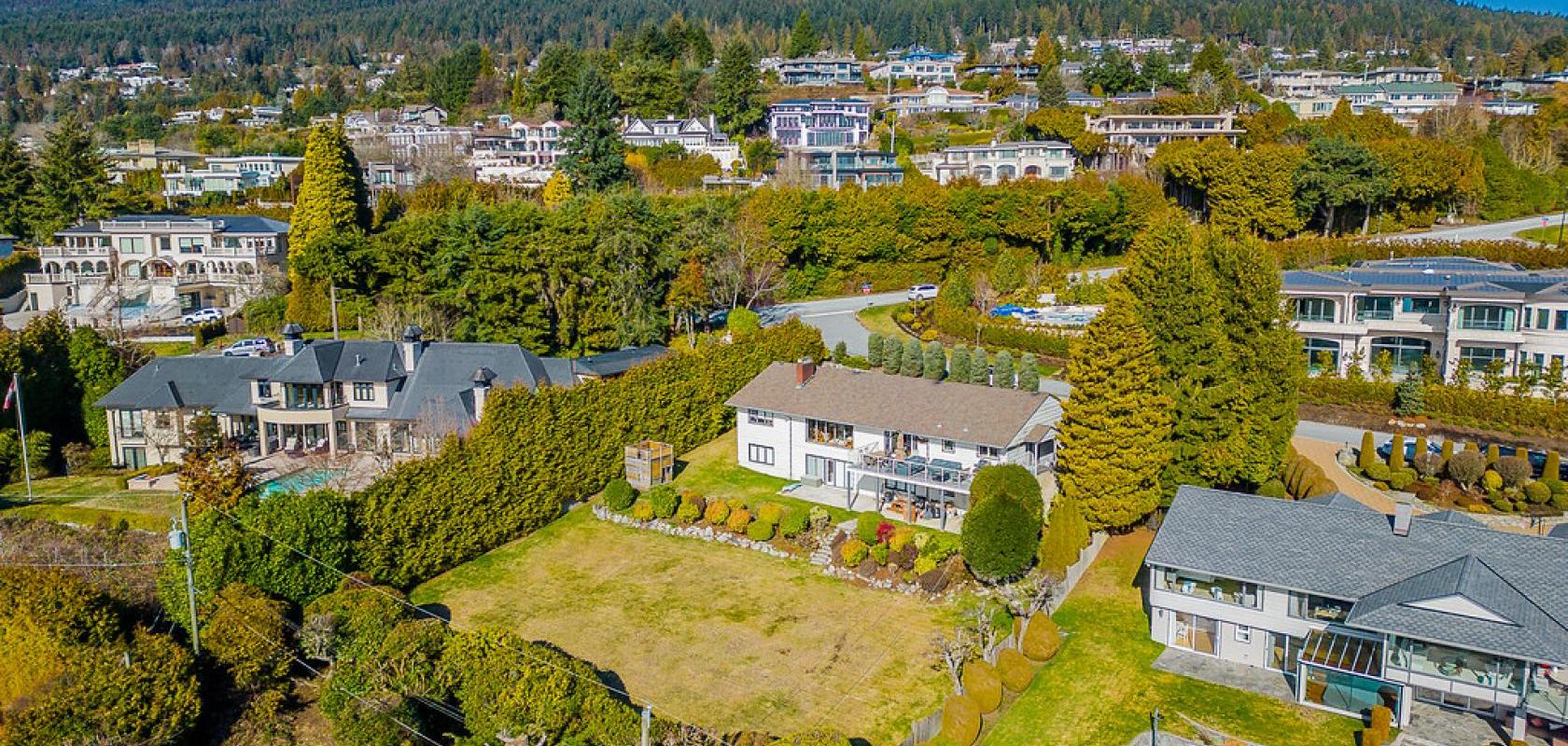 820 Knockmaroon Rd, British Properties, West Vancouver 2