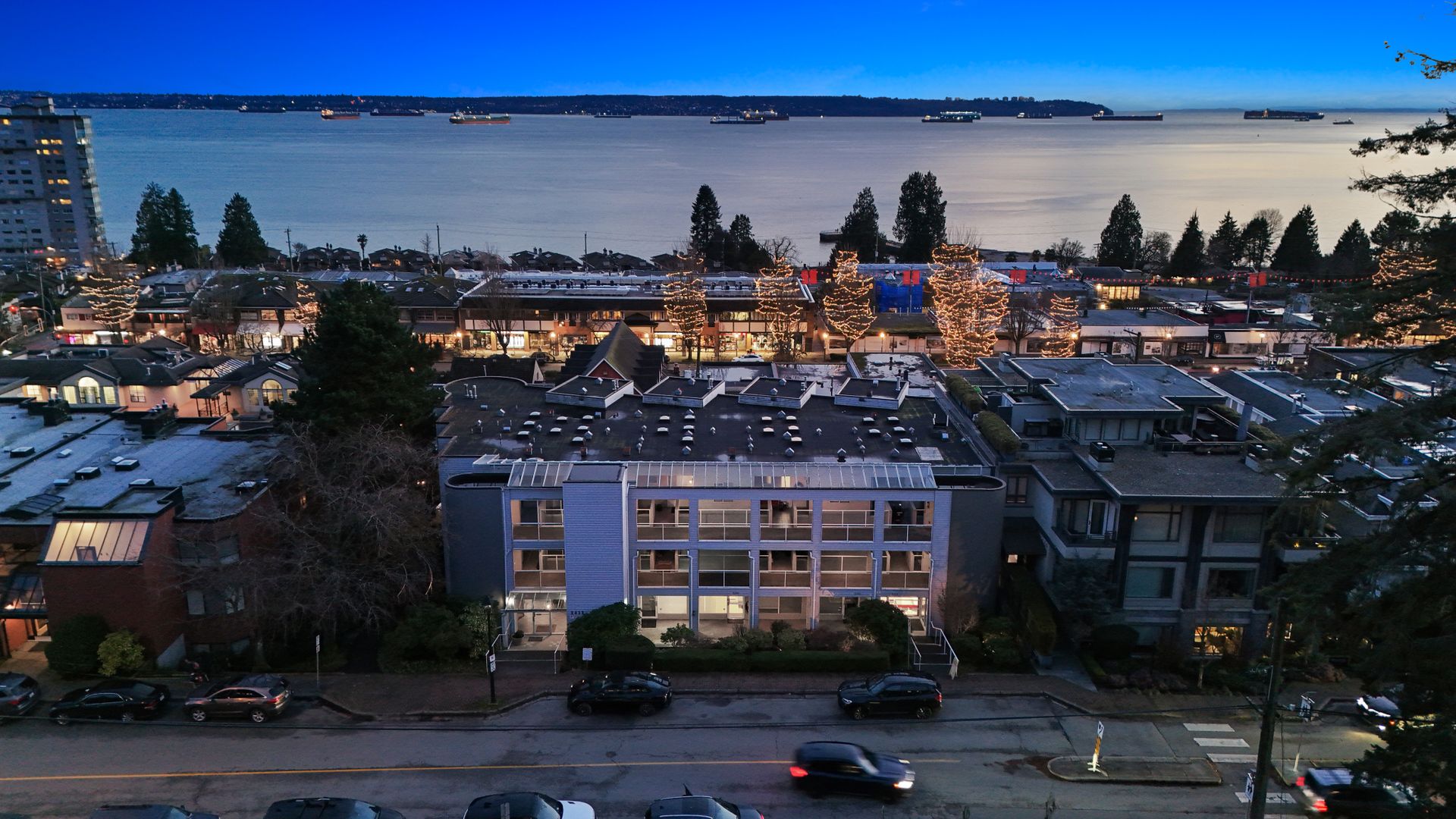 2412-haywood-102 at 101 - 2412 Haywood Ave, Dundarave, West Vancouver