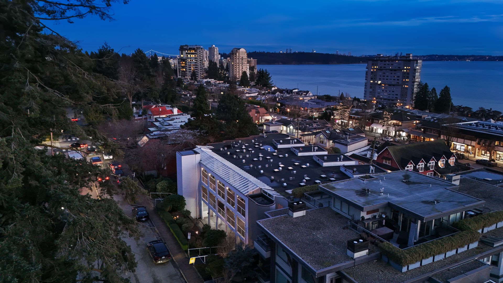 2412-haywood-104 at 101 - 2412 Haywood Ave, Dundarave, West Vancouver