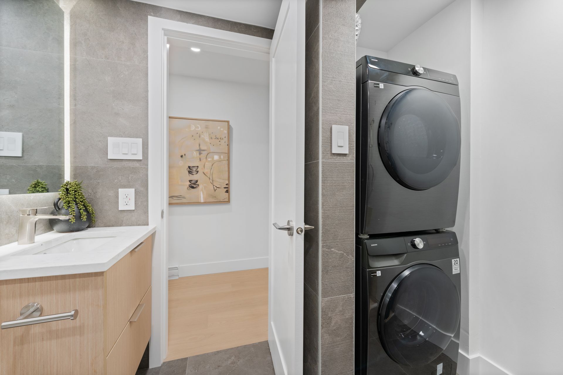 2412-haywood-64 at 101 - 2412 Haywood Ave, Dundarave, West Vancouver