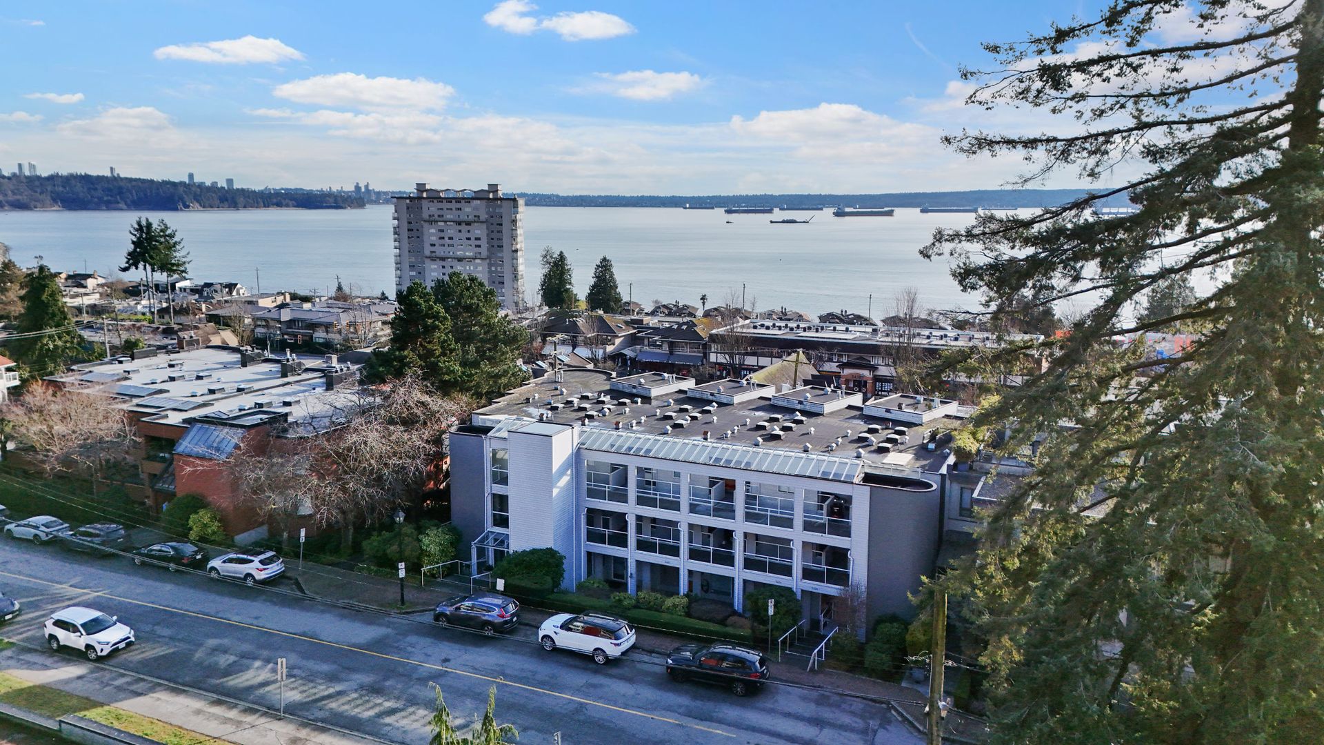 2412-haywood-90 at 101 - 2412 Haywood Ave, Dundarave, West Vancouver