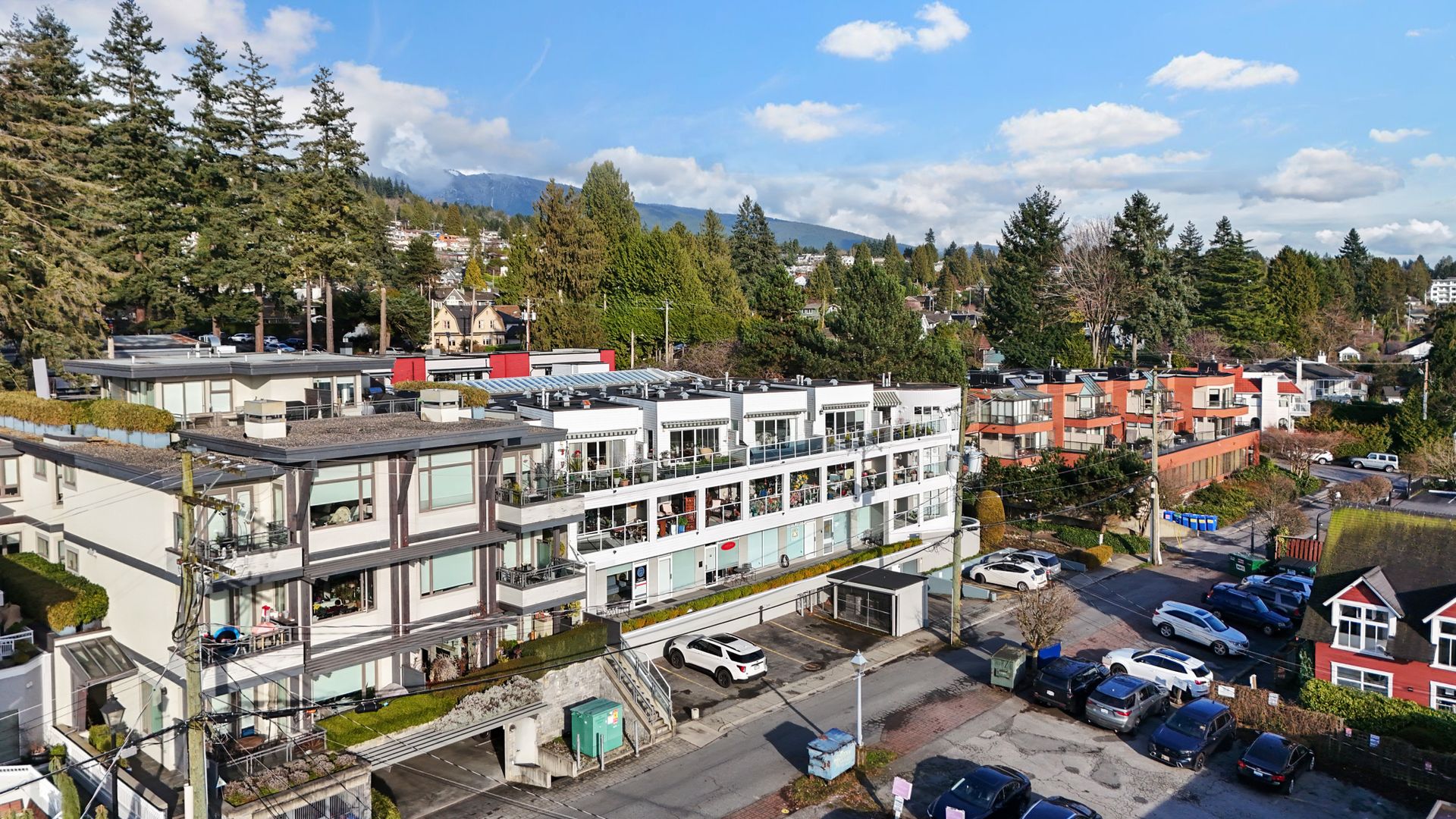 2412-haywood-96 at 101 - 2412 Haywood Ave, Dundarave, West Vancouver