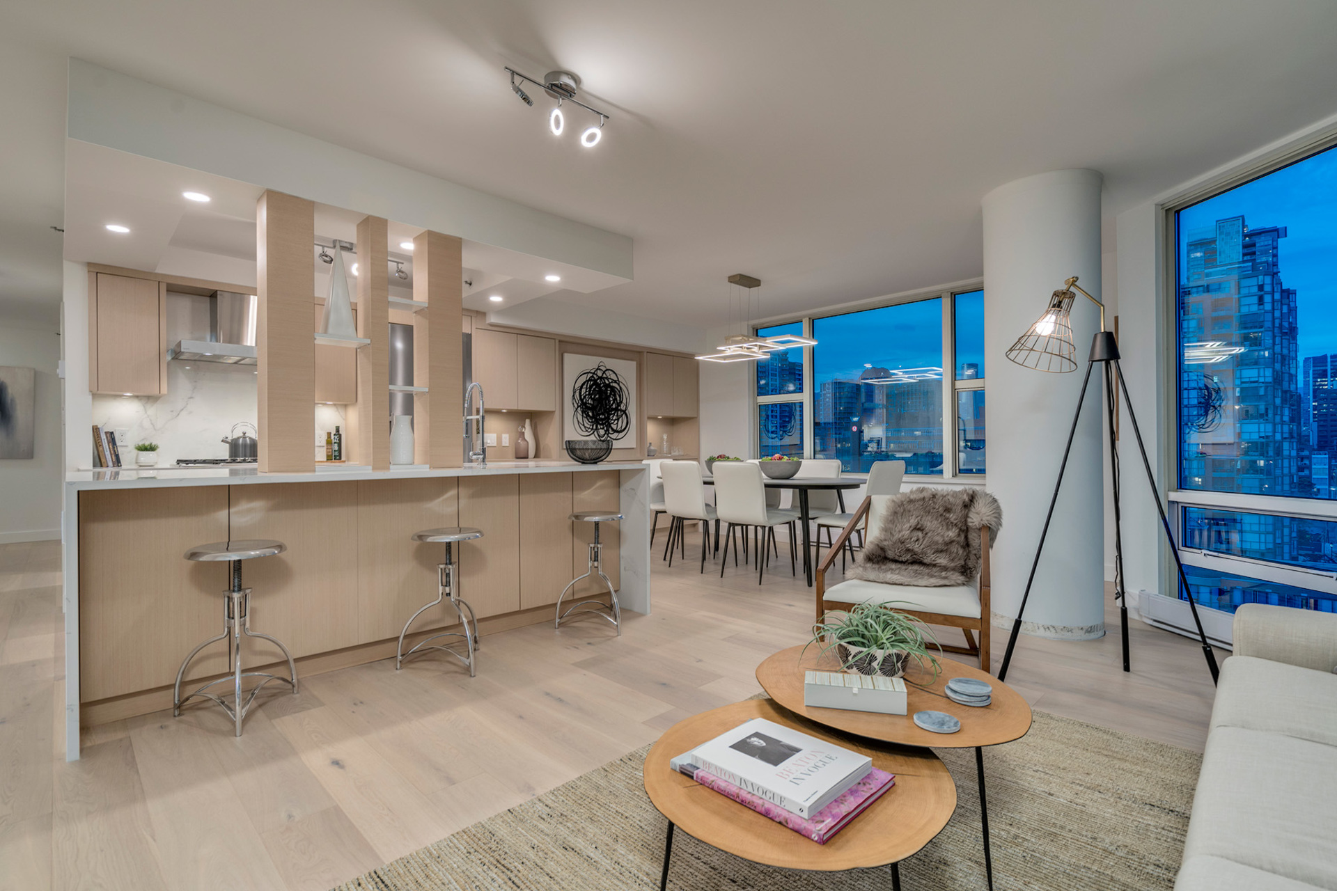 1508 - 1500 Hornby Street, Beach Avenue, Vancouver West 2 by Ali Mahmoudi Real Estate 1508 - 1500 Hornby Street, Beach Avenue, Vancouver West 2