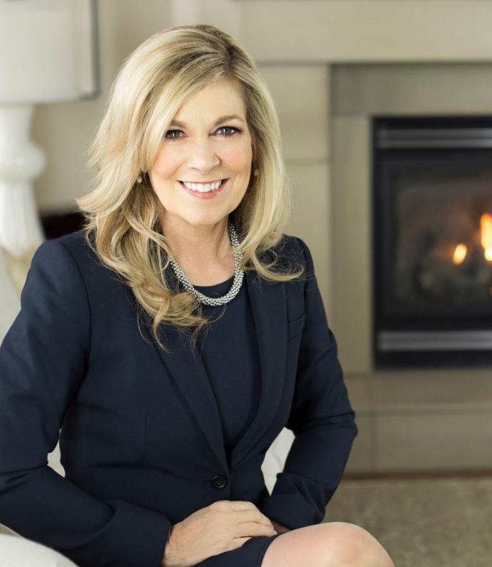 Carolyn Glazier Angell Hasman & Associates Realty