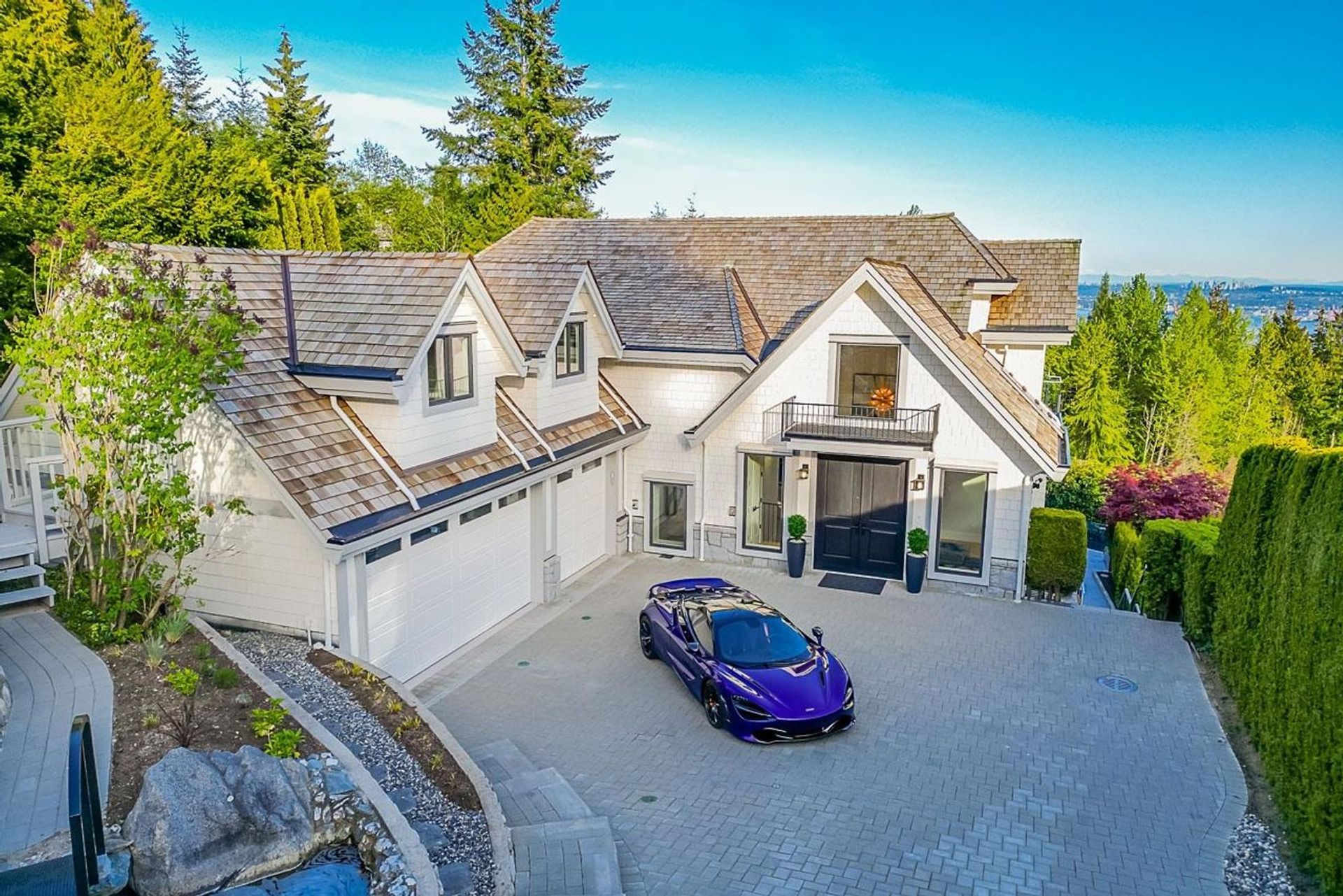 1516 Errigal Place, Canterbury WV, West Vancouver  by Angell Hasman & Associates Realty 1516 Errigal Place, Canterbury WV, West Vancouver
