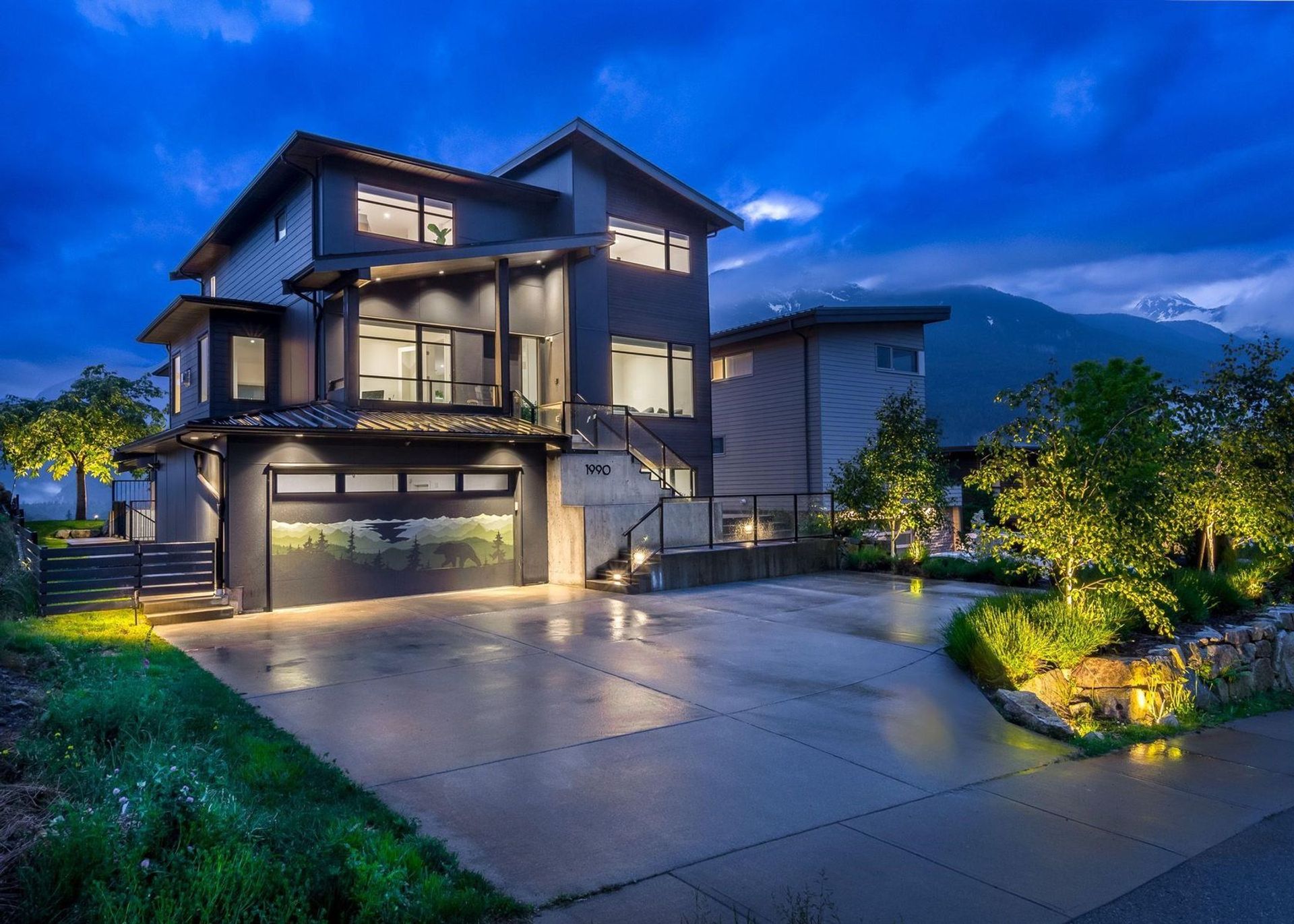 1990 Dowad Drive, Tantalus, Squamish  by Angell Hasman & Associates Realty 1990 Dowad Drive, Tantalus, Squamish