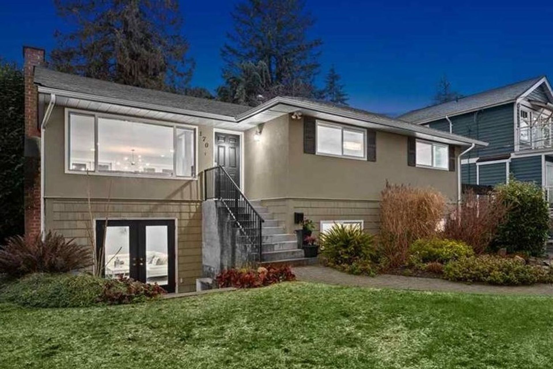 170 E St. James Road, Upper Lonsdale, North Vancouver 