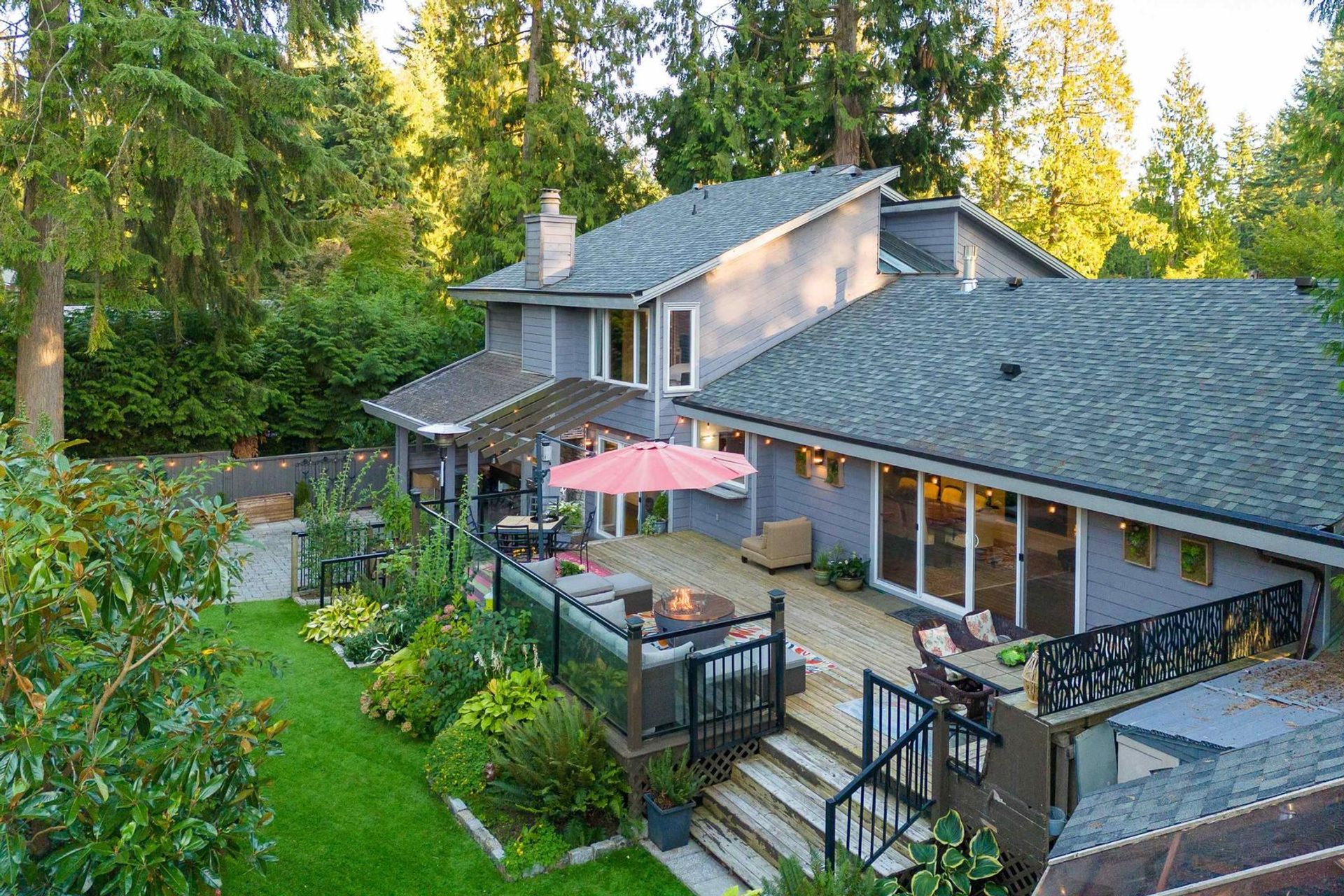4128 Virginia Crescent, Canyon Heights NV, North Vancouver  by Angell Hasman & Associates Realty 4128 Virginia Crescent, Canyon Heights NV, North Vancouver