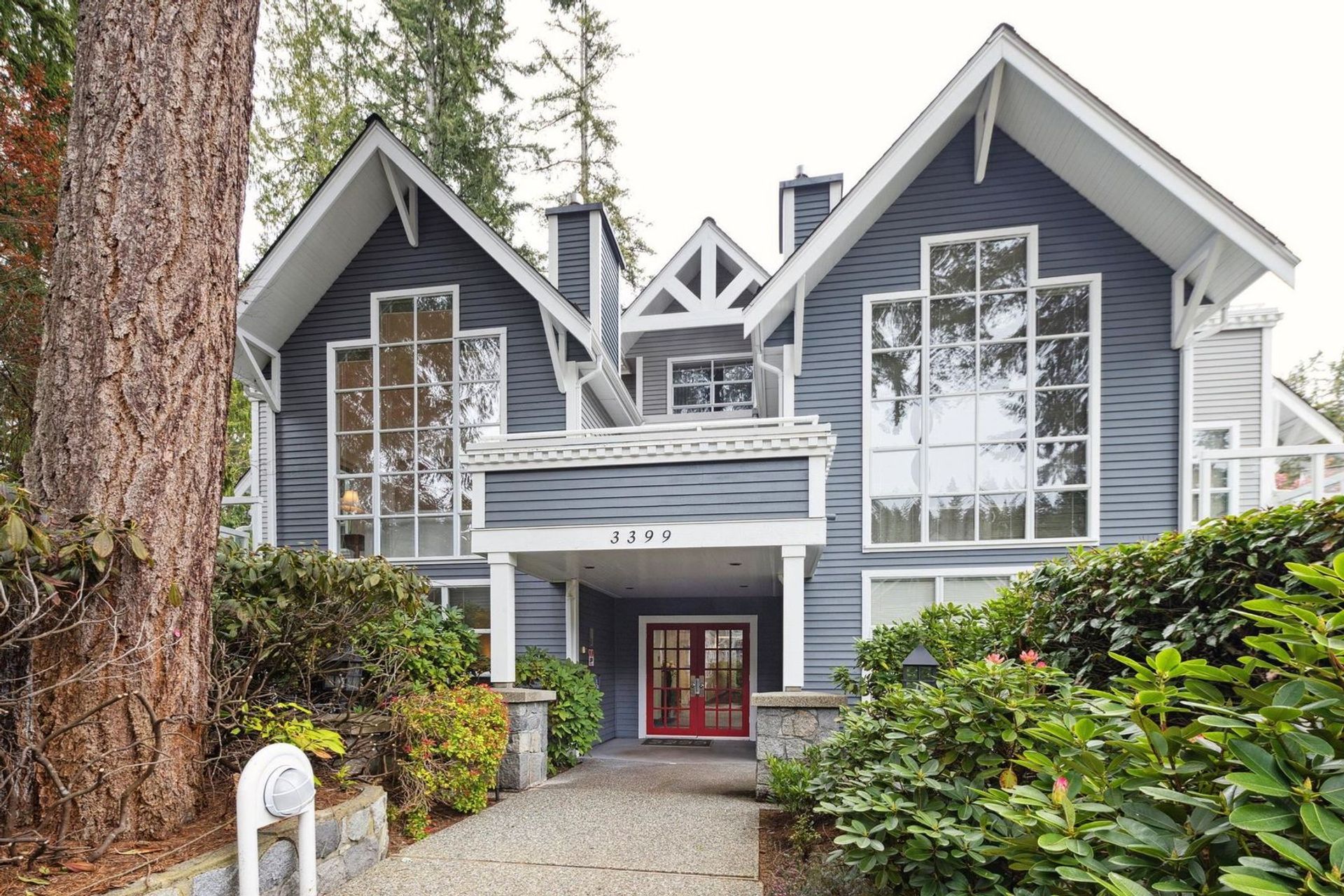 201 - 3399 Capilano Crescent, Edgemont, North Vancouver  by Angell Hasman & Associates Realty 201 - 3399 Capilano Crescent, Edgemont, North Vancouver
