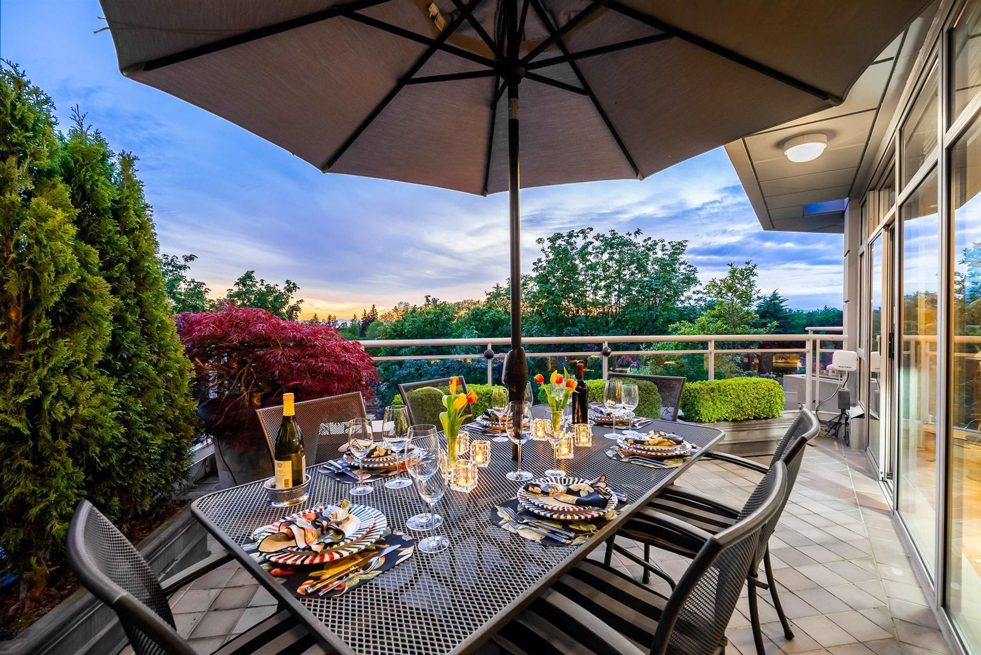 PH1 - 5700 Larch Street, Kerrisdale, Vancouver West  by Angell Hasman & Associates Realty PH1 - 5700 Larch Street, Kerrisdale, Vancouver West
