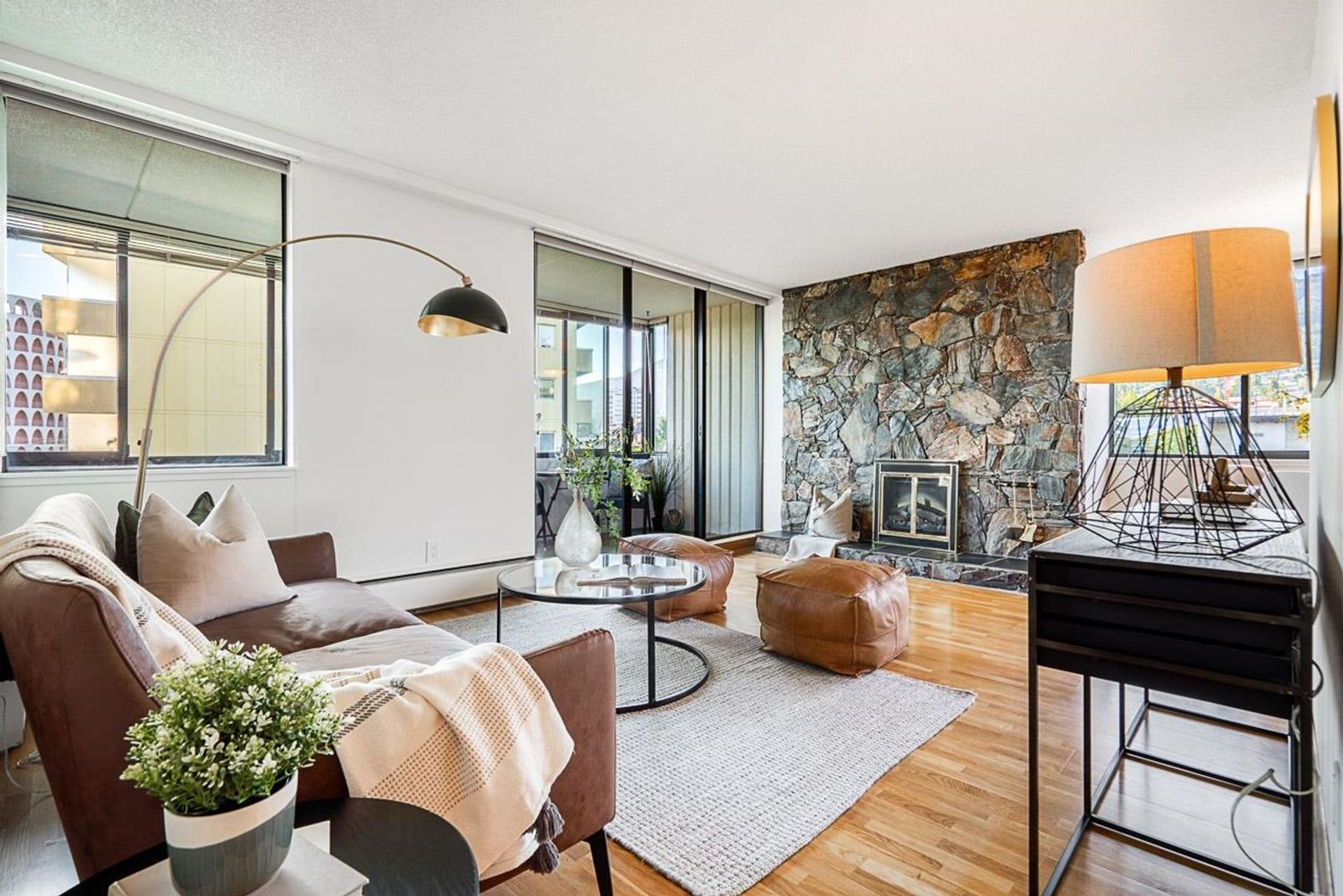 403 - 2167 Bellevue Avenue, Dundarave, West Vancouver  by Angell Hasman & Associates Realty 403 - 2167 Bellevue Avenue, Dundarave, West Vancouver