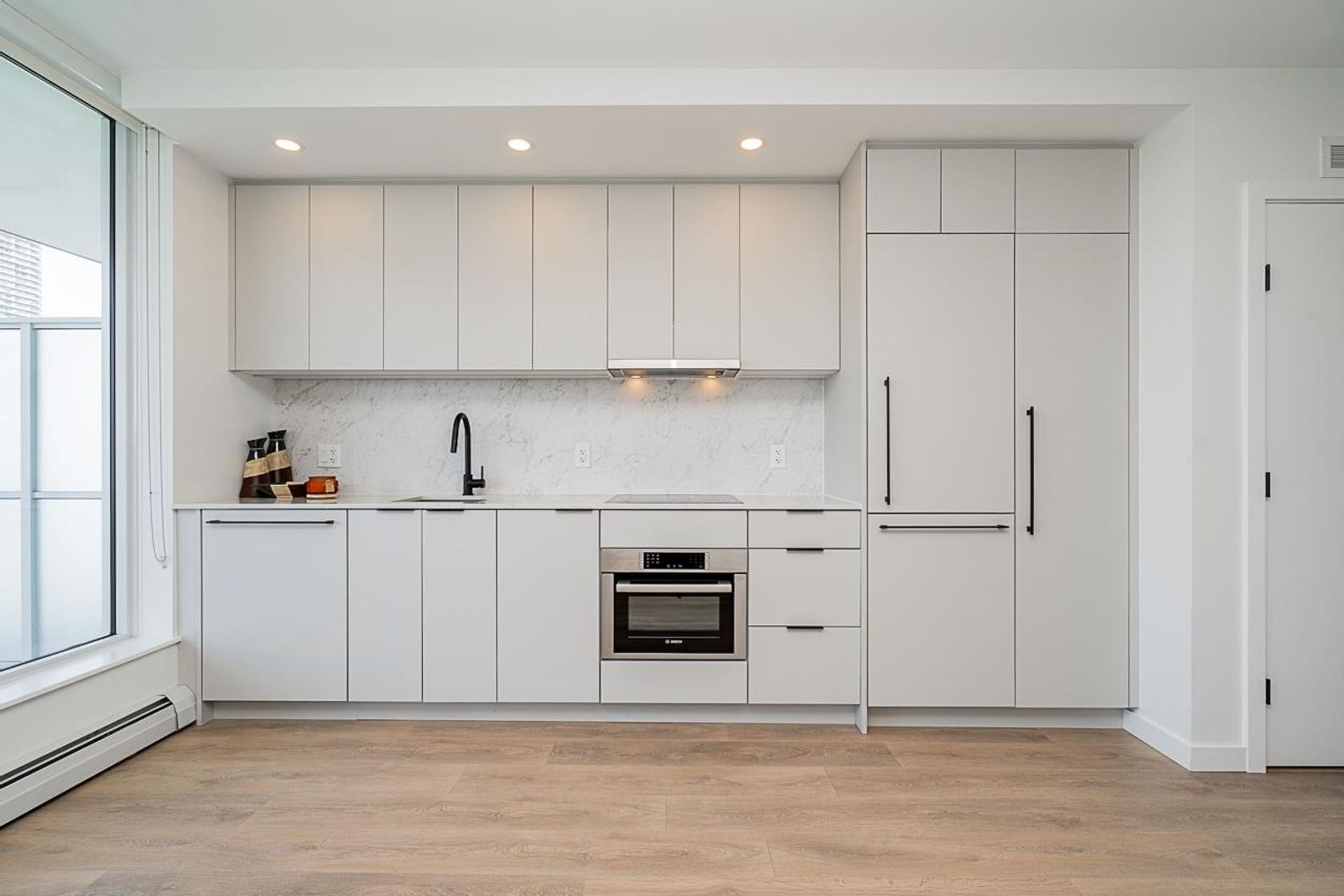 810 - 13685 102 Avenue, Whalley, North Surrey  by Angell Hasman & Associates Realty 810 - 13685 102 Avenue, Whalley, North Surrey