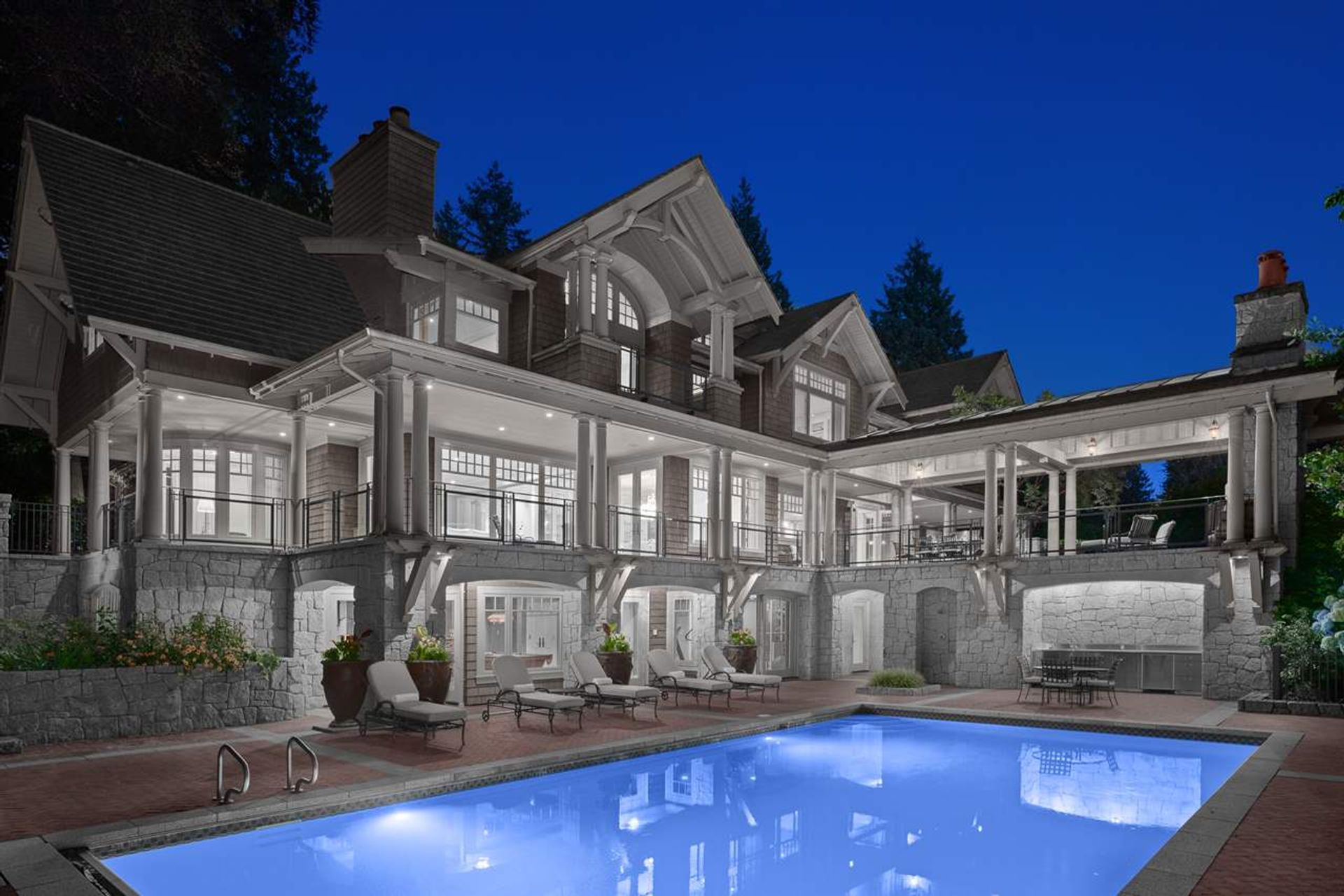 2990 Palmerston Avenue, Altamont, West Vancouver  by Angell Hasman & Associates Realty 2990 Palmerston Avenue, Altamont, West Vancouver