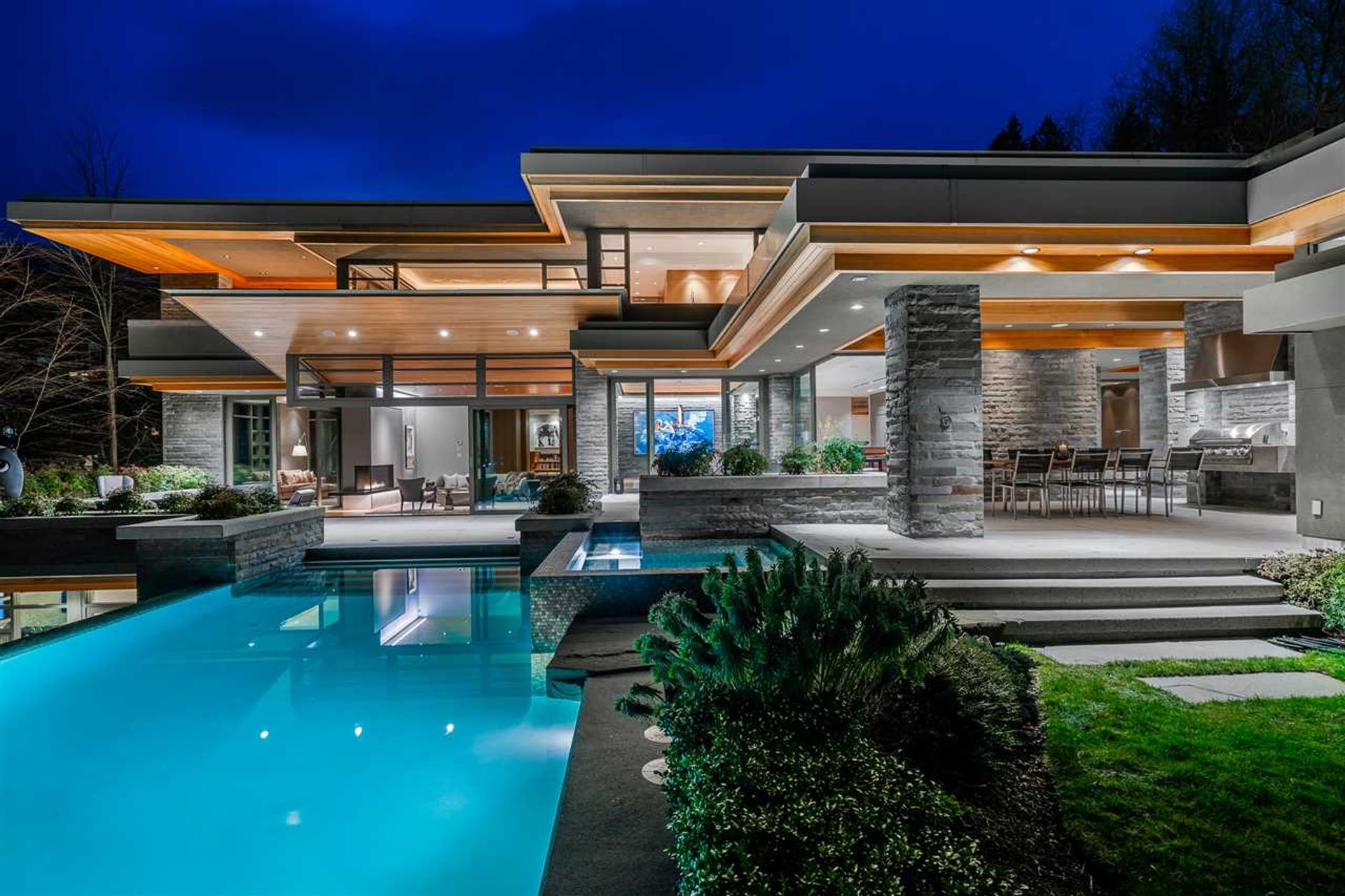 2628 Queens Avenue, Queens, West Vancouver 