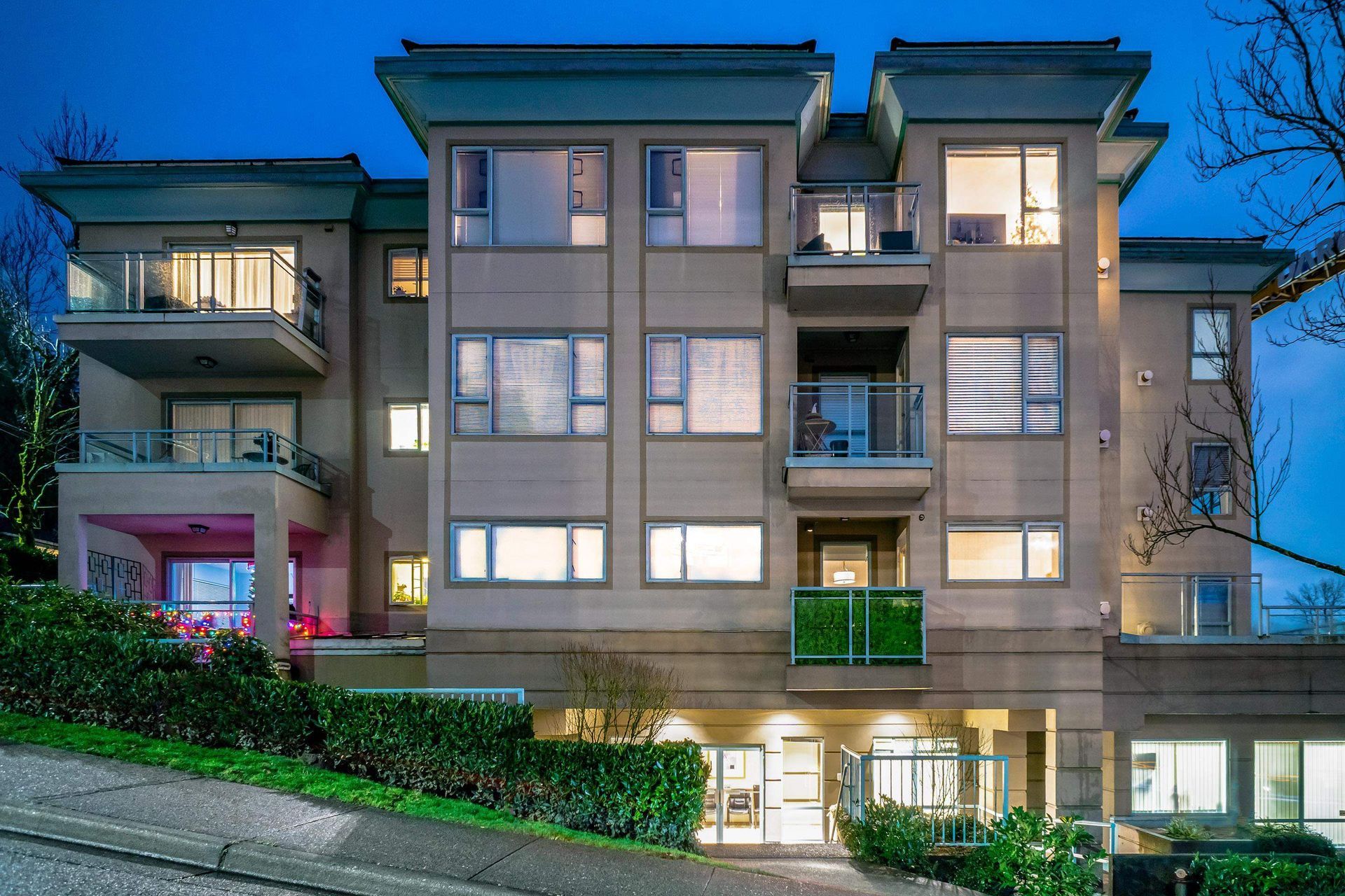 308 - 1085 W 17th Street, Pemberton NV, North Vancouver 