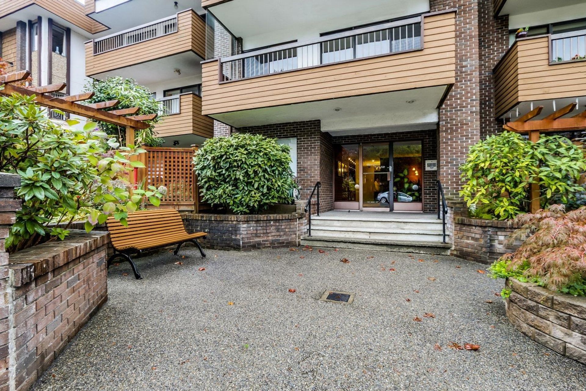 110 - 141 E 18th Street, Central Lonsdale, North Vancouver by Angell Hasman & Associates Realty 110 - 141 E 18th Street, Central Lonsdale, North Vancouver