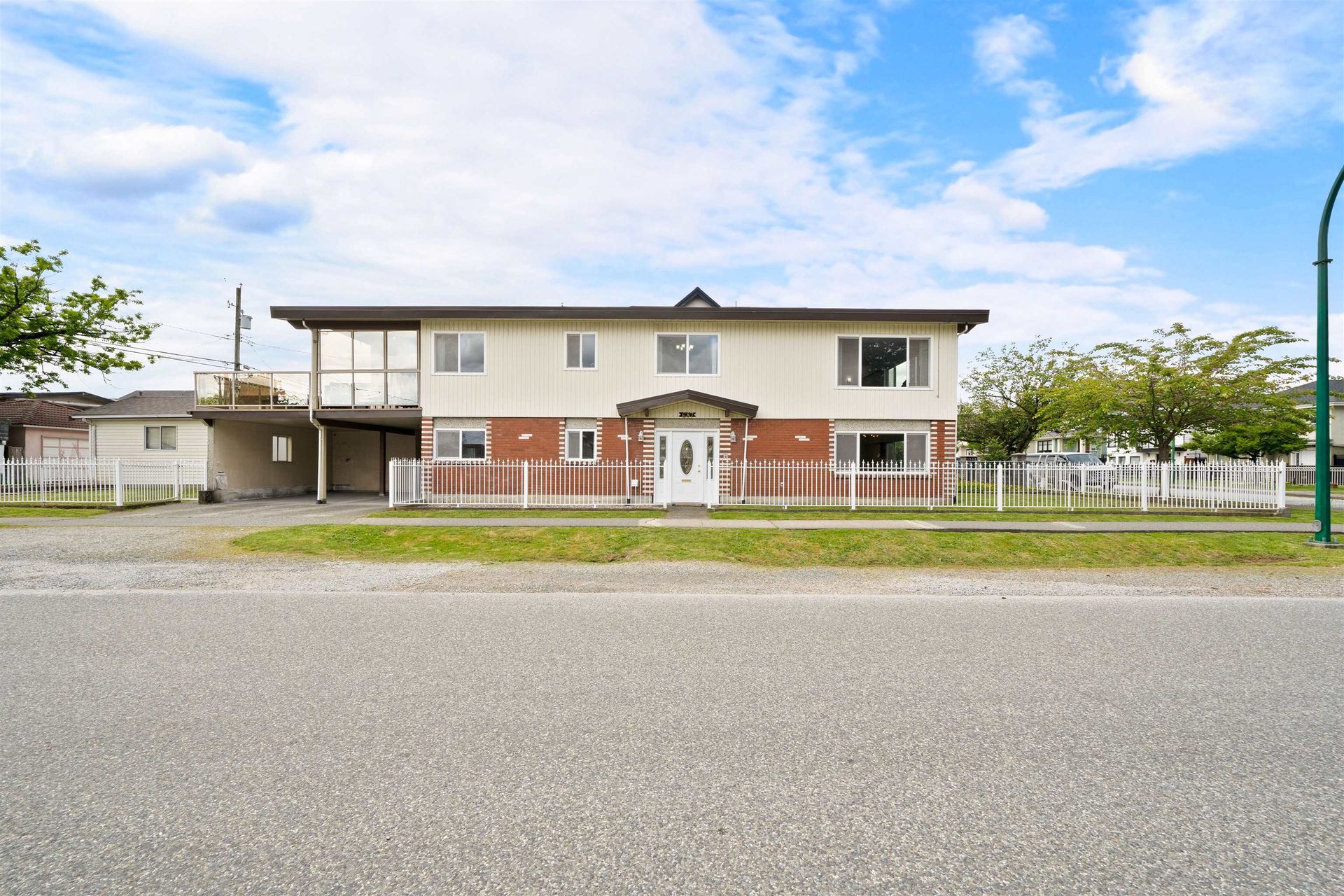 687 Rosser Avenue, Willingdon Heights, Burnaby North  by Angell Hasman & Associates Realty 687 Rosser Avenue, Willingdon Heights, Burnaby North
