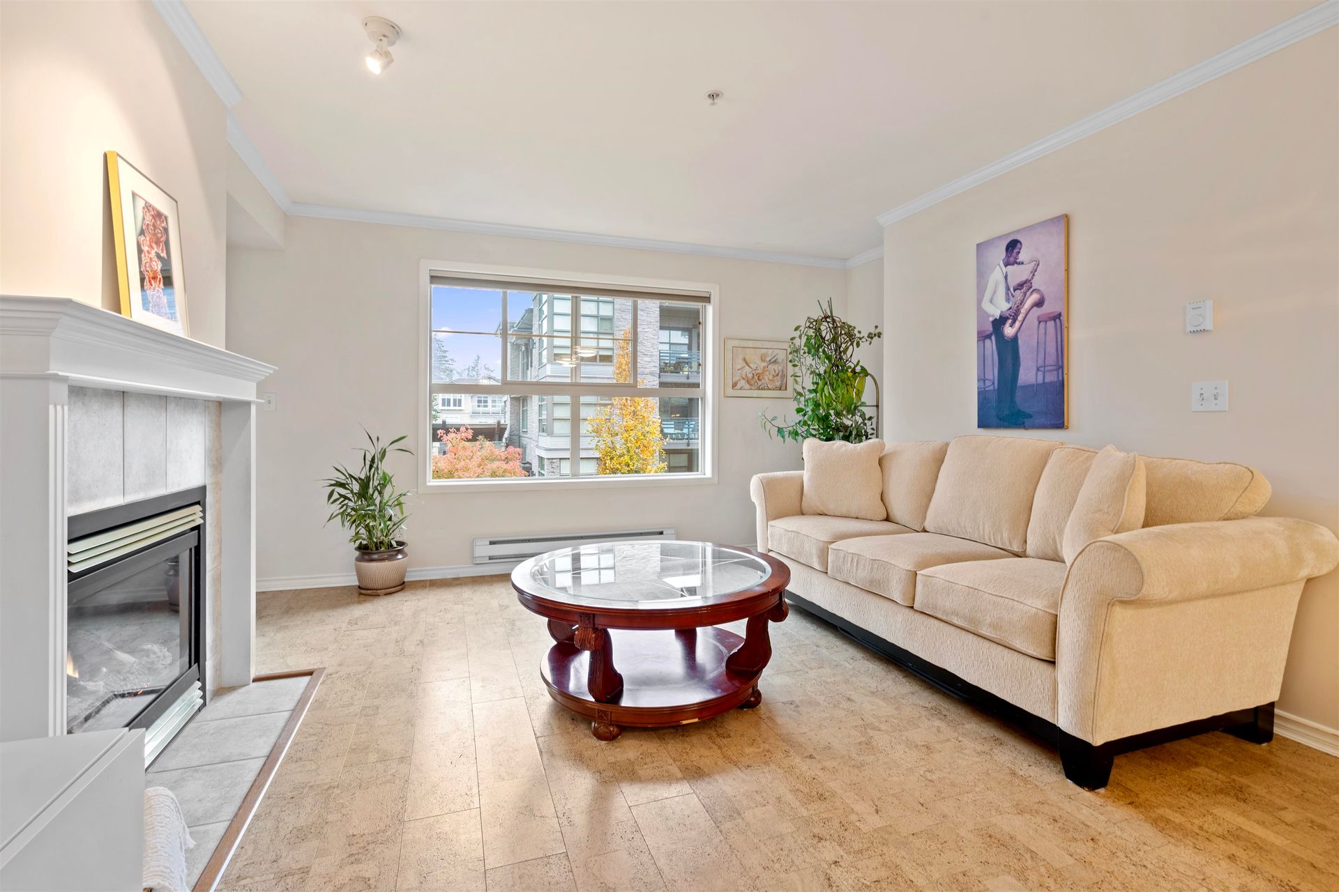 302 - 15325 17 Avenue, King George Corridor, South Surrey White Rock  by Angell Hasman & Associates Realty 302 - 15325 17 Avenue, King George Corridor, South Surrey White Rock