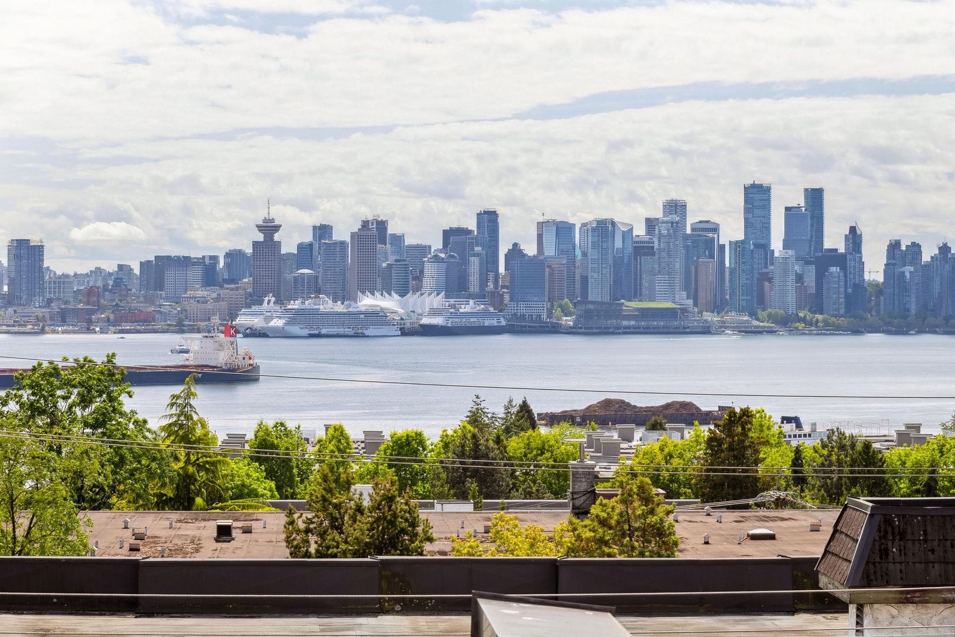315 - 251 W 4th Street, Lower Lonsdale, North Vancouver  by Angell Hasman & Associates Realty 315 - 251 W 4th Street, Lower Lonsdale, North Vancouver