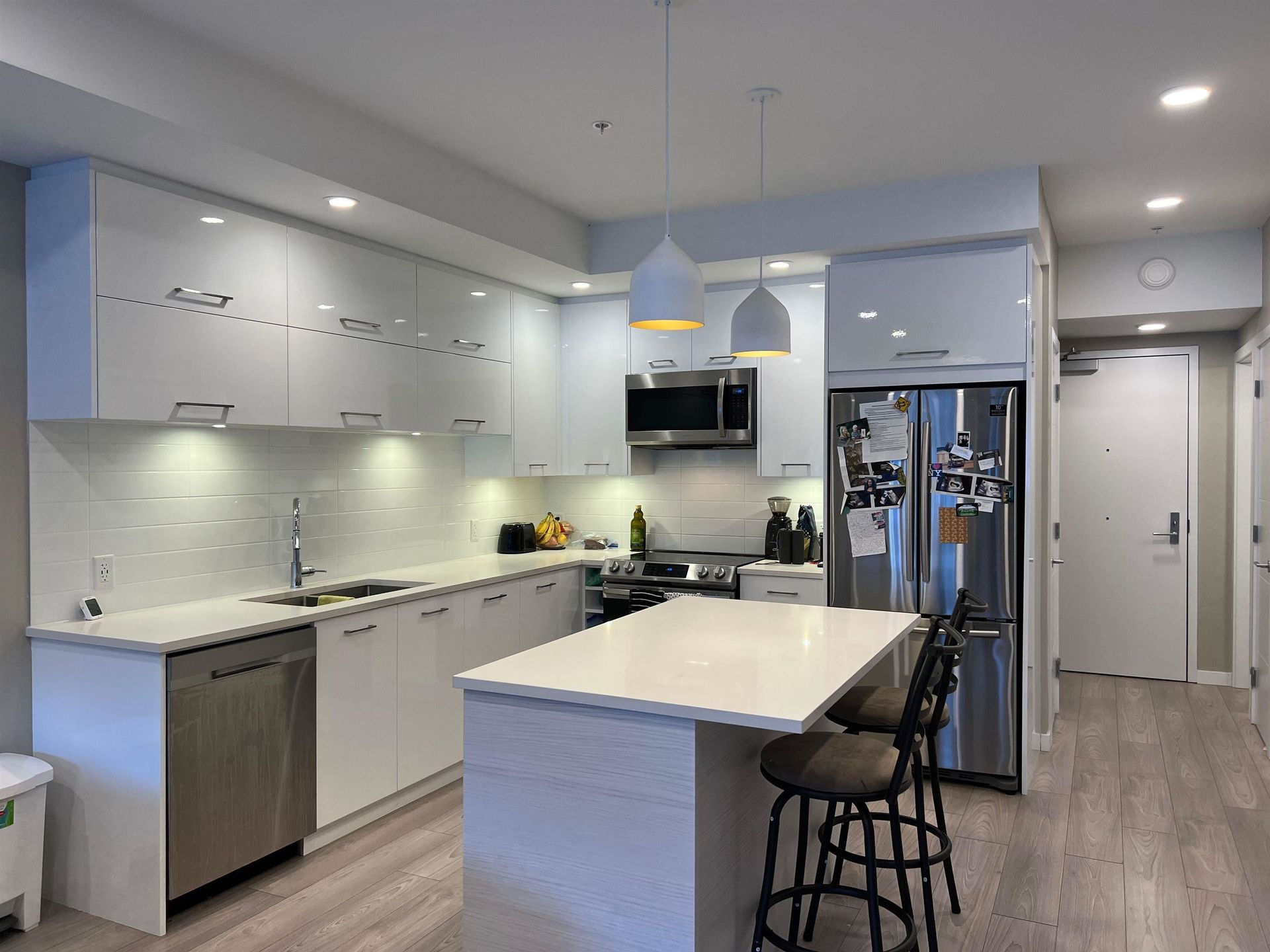 310 - 38033 Second Avenue, Downtown SQ, Squamish  by Angell Hasman & Associates Realty 310 - 38033 Second Avenue, Downtown SQ, Squamish