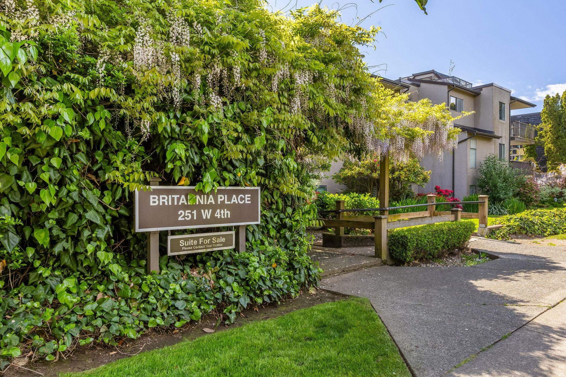 312 - 251 W 4th Street, Lower Lonsdale, North Vancouver  by Angell Hasman & Associates Realty 312 - 251 W 4th Street, Lower Lonsdale, North Vancouver