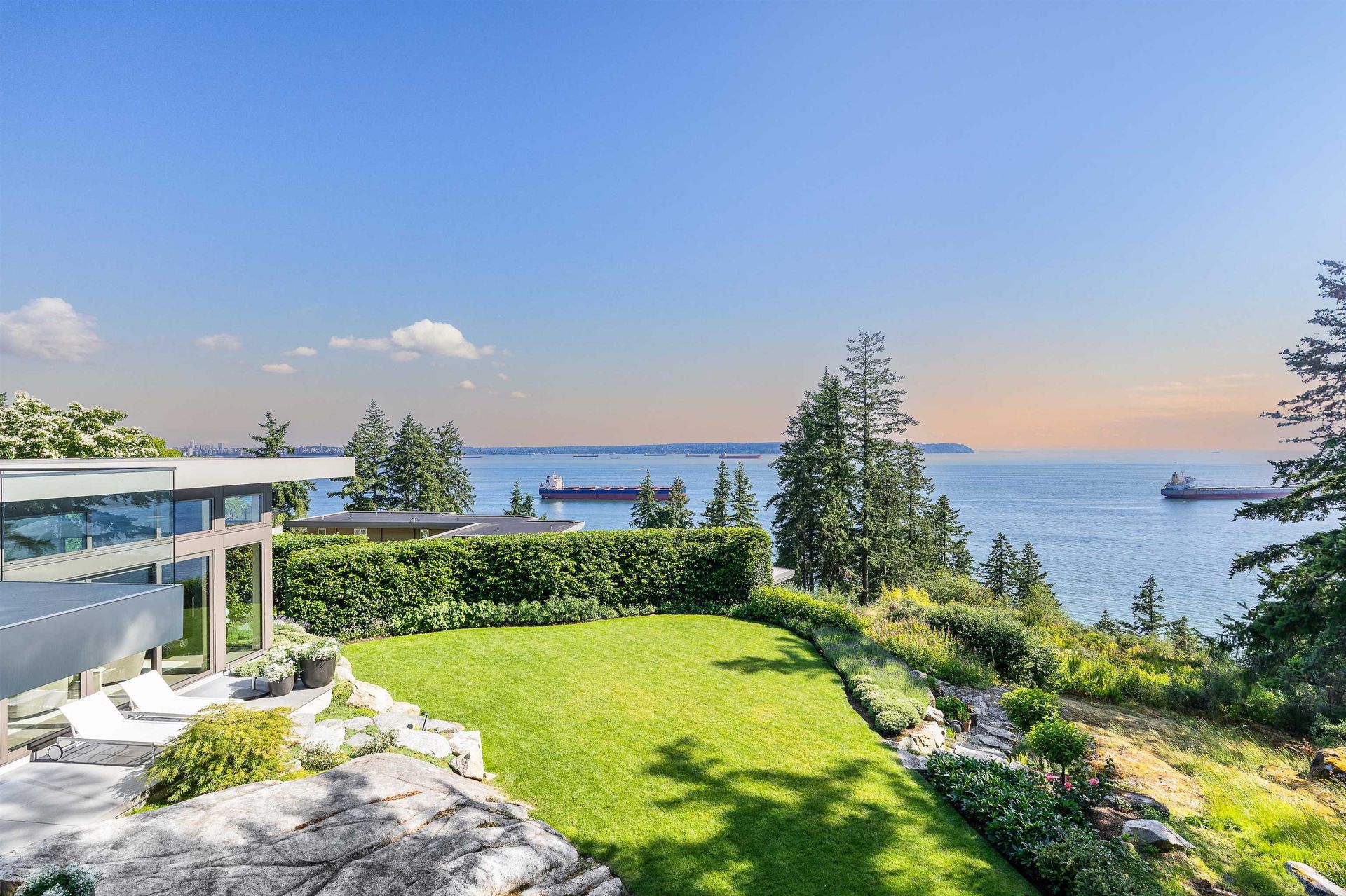 3704 Mckechnie Avenue, West Bay, West Vancouver 