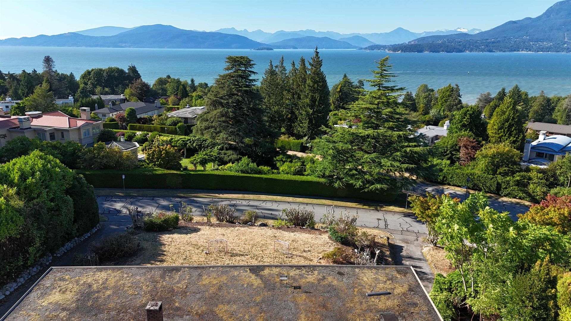 1512 Western Crescent, University VW, Vancouver West 