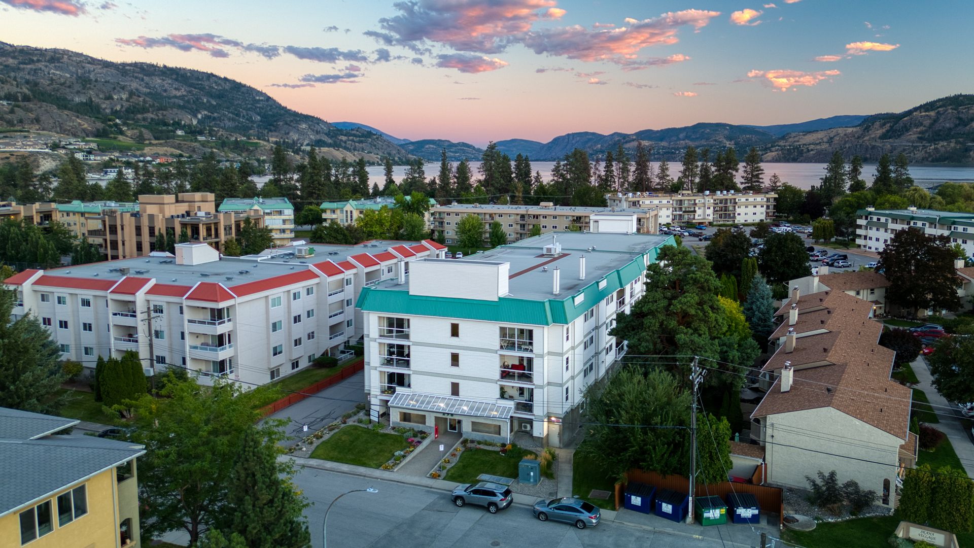202 - 298 Yorkton Avenue, Main South, South Okanagan  by Angell Hasman & Associates Realty 202 - 298 Yorkton Avenue, Main South, South Okanagan