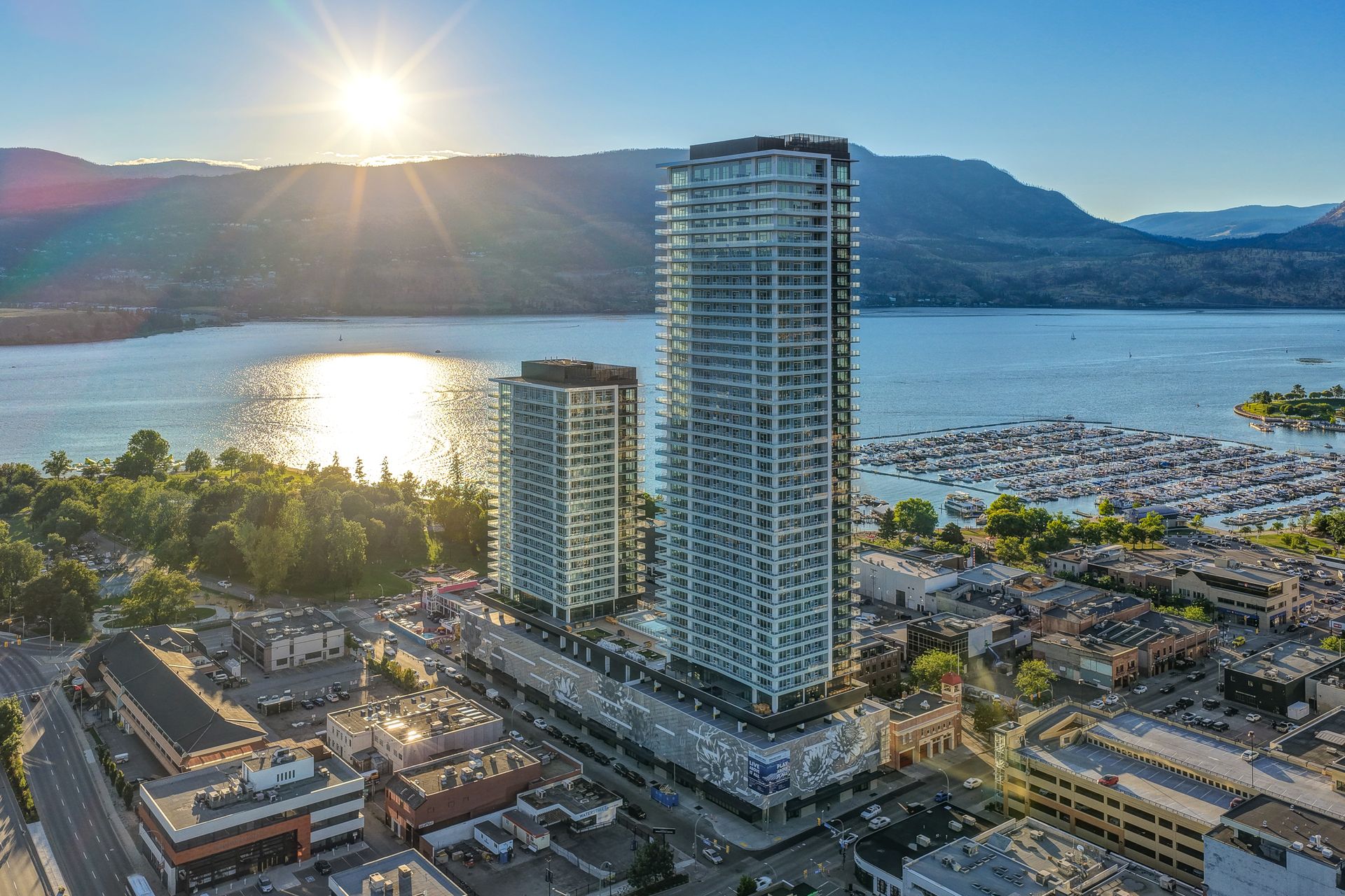 809 - 238 Leon Avenue, Kelowna North, Central Okanagan  by Angell Hasman & Associates Realty 809 - 238 Leon Avenue, Kelowna North, Central Okanagan