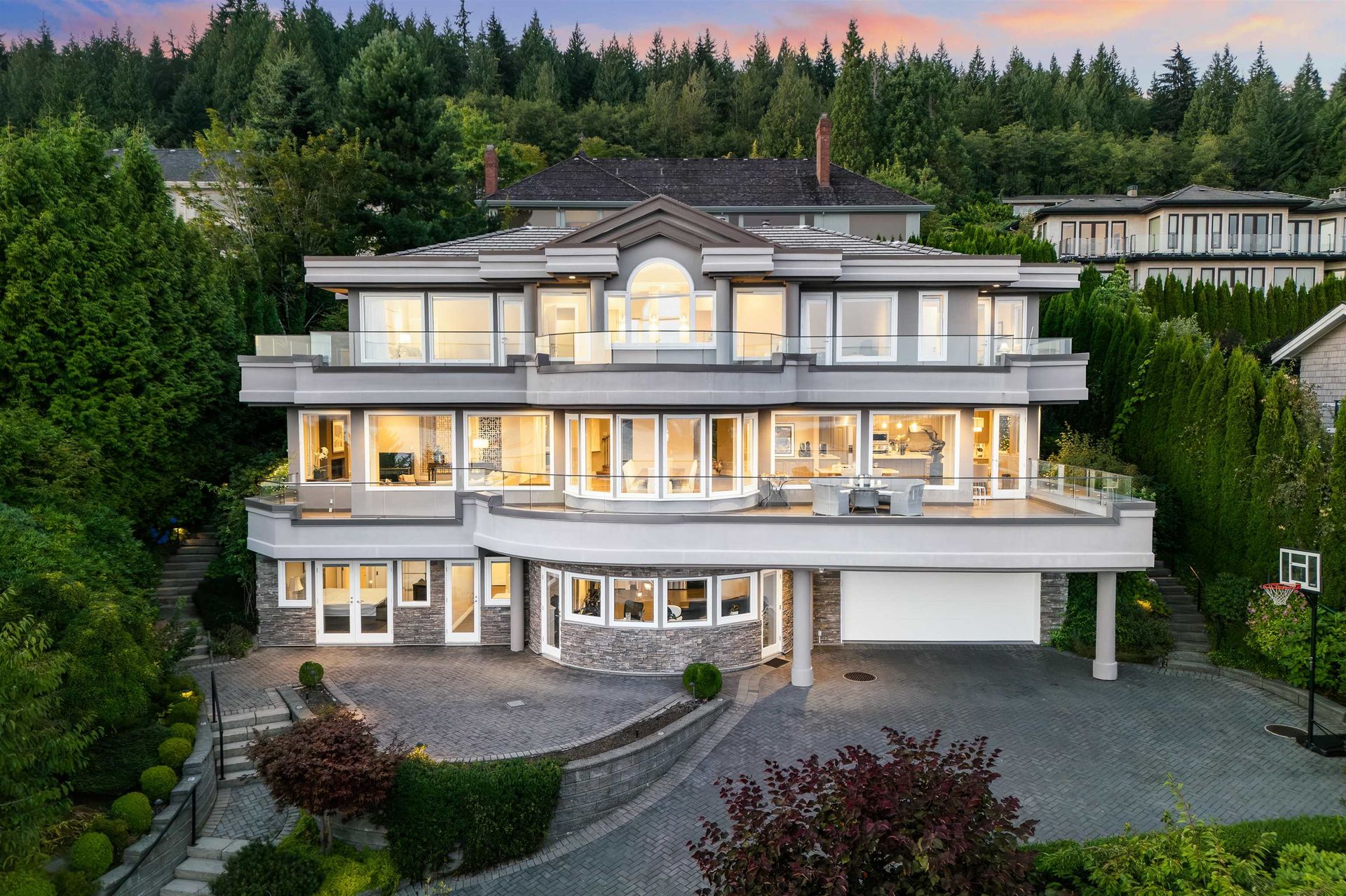 1651 Langton Place, Canterbury WV, West Vancouver  by Angell Hasman & Associates Realty 1651 Langton Place, Canterbury WV, West Vancouver