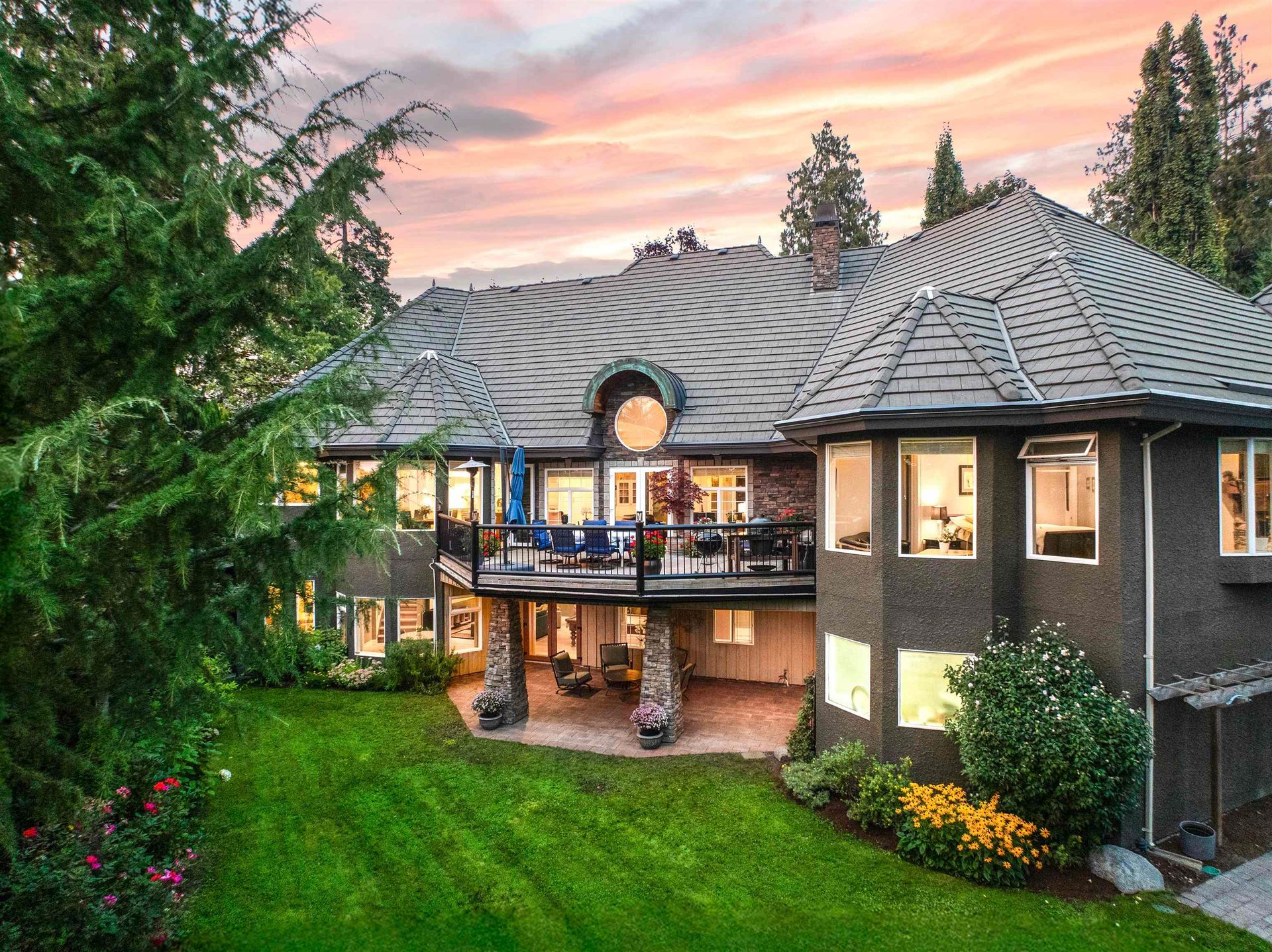 18638 54a Avenue, Cloverdale BC, Cloverdale  by Angell Hasman & Associates Realty 18638 54a Avenue, Cloverdale BC, Cloverdale