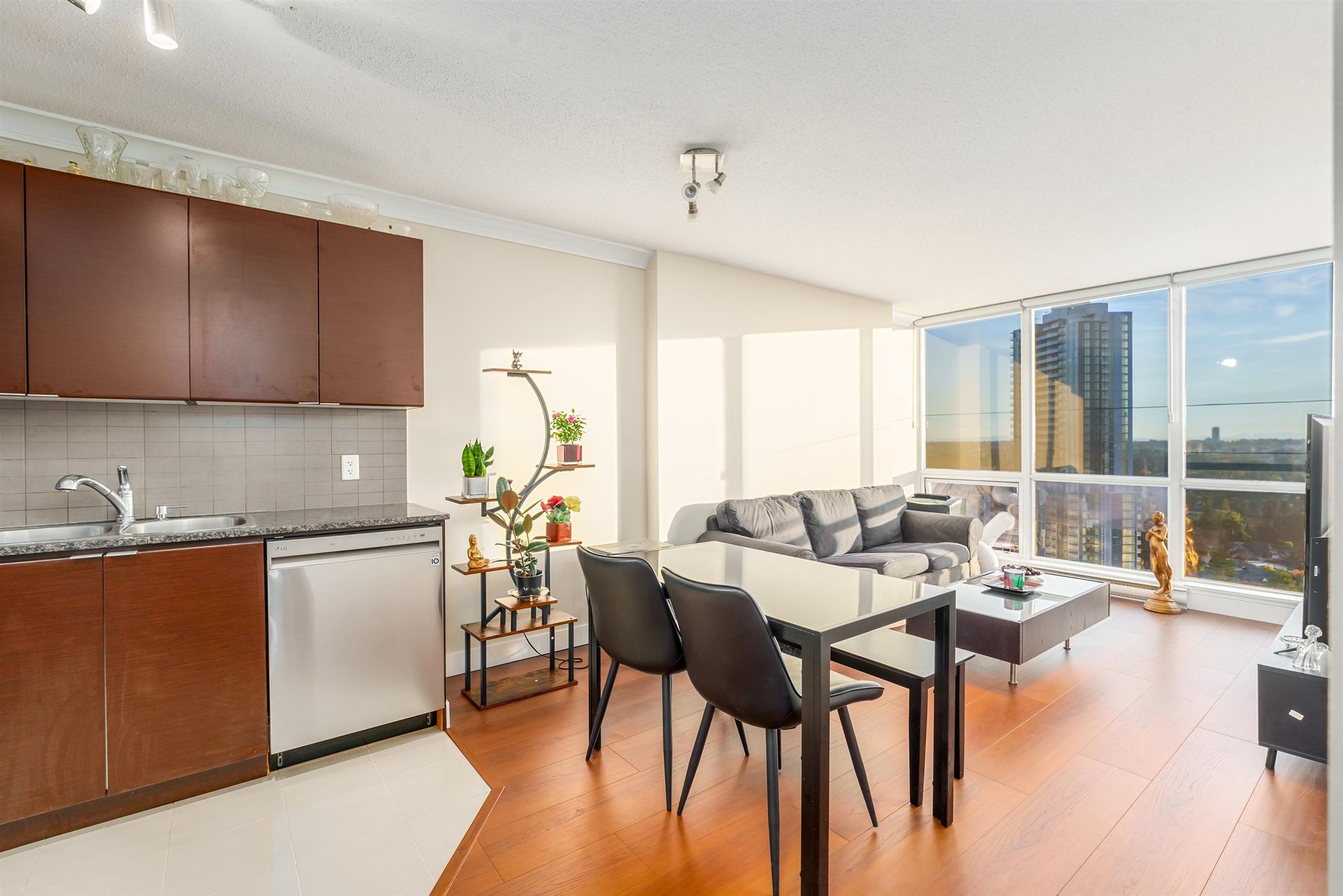 3001 - 13618 100 Avenue, Whalley, North Surrey 