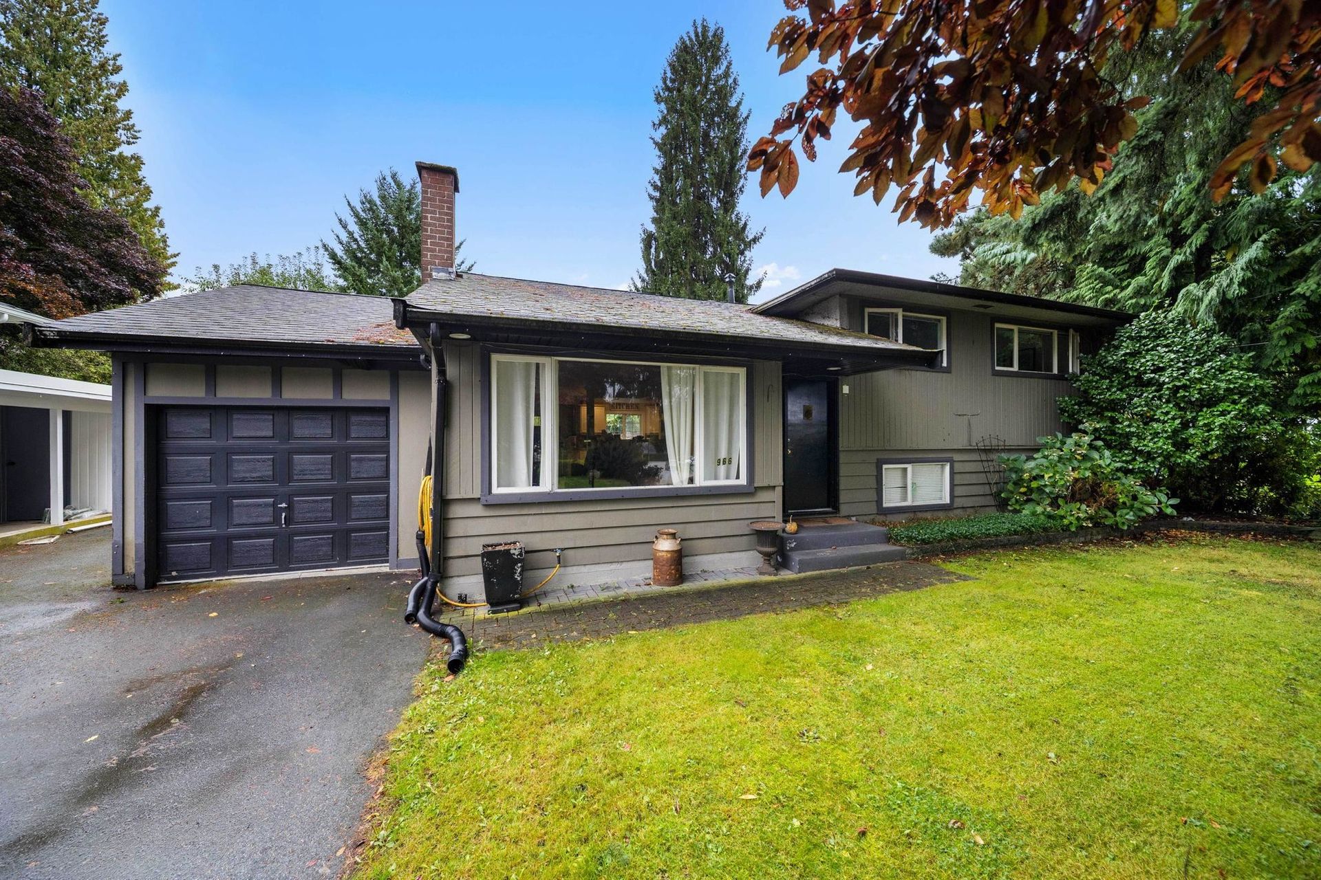 966 Dundonald Drive, Glenayre, Port Moody  by Angell Hasman & Associates Realty 966 Dundonald Drive, Glenayre, Port Moody